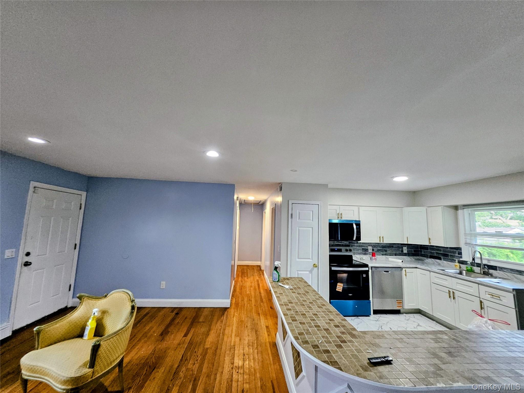 182 New York Avenue – For Sale photo 12