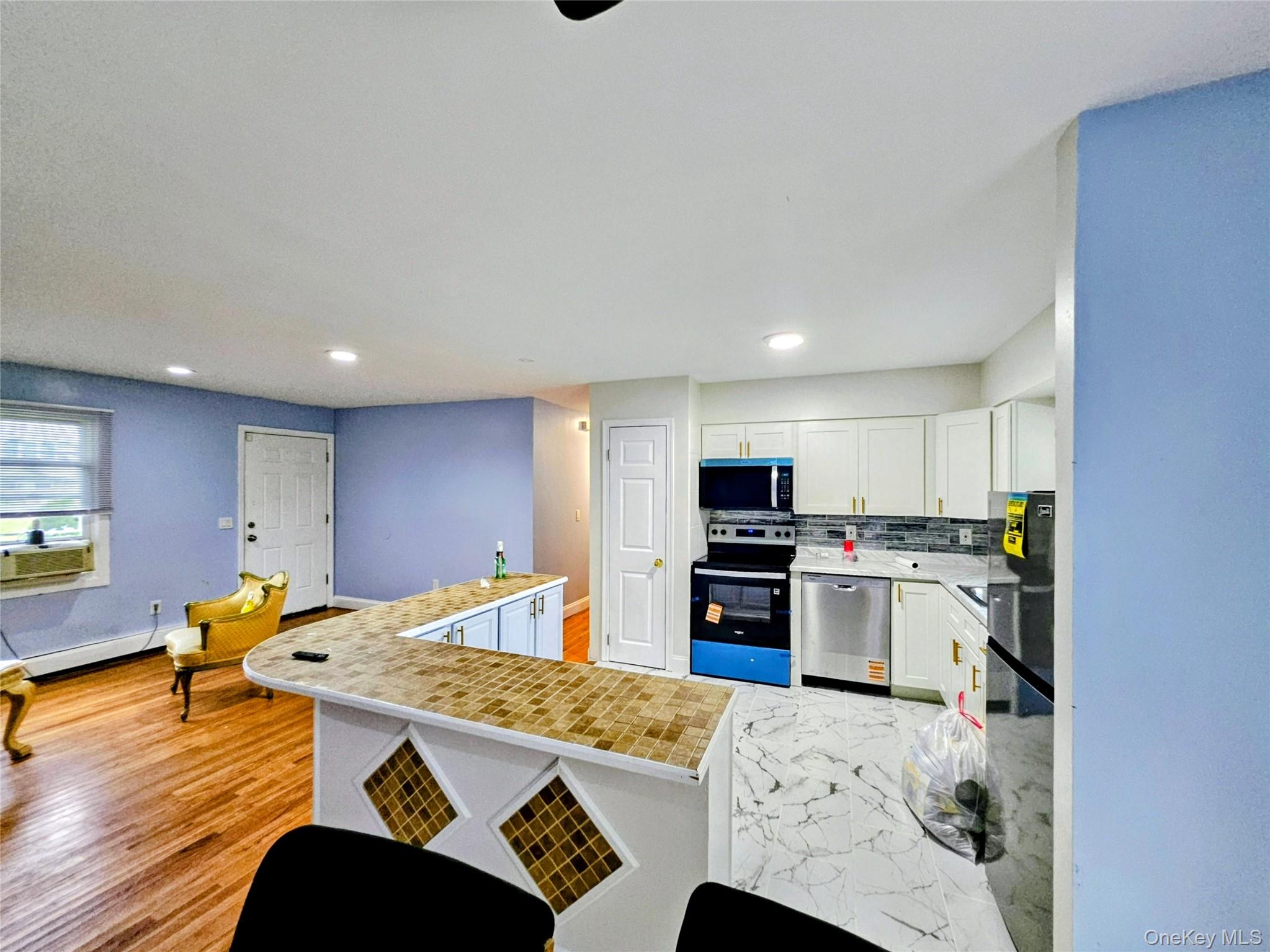 182 New York Avenue – For Sale photo 19
