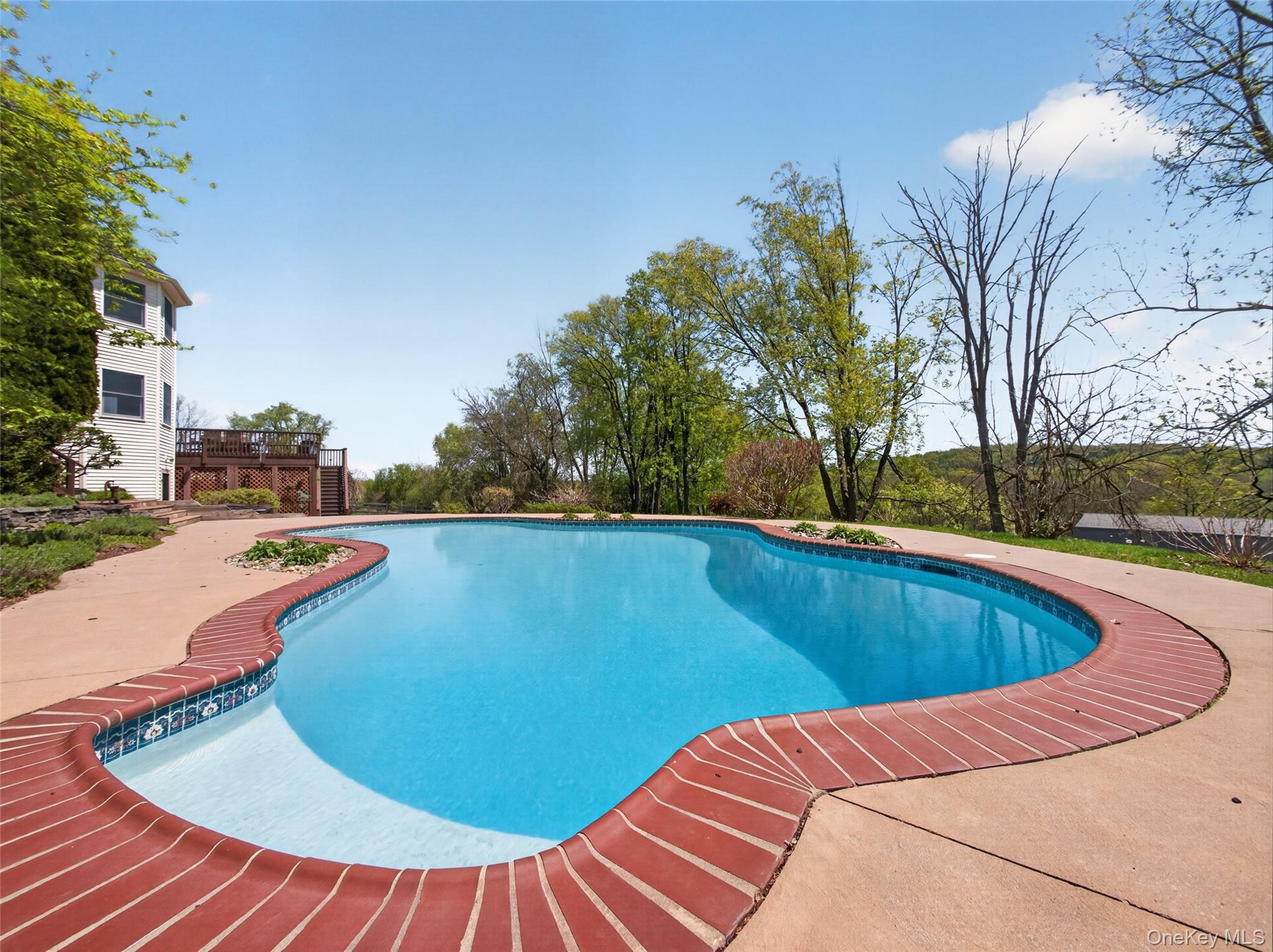 18 Almond Tree Lane – For Sale photo 44