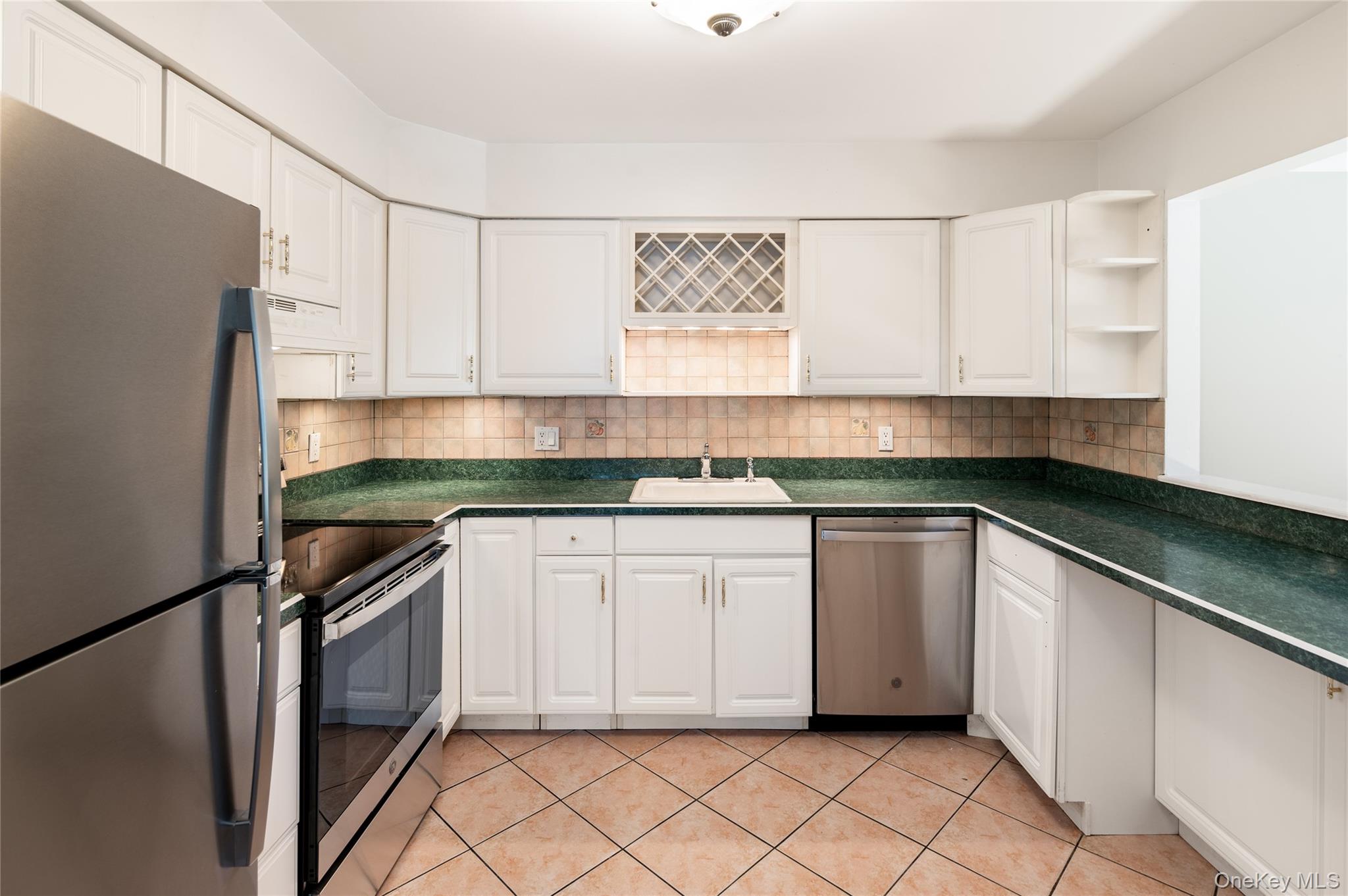 1804 Regent Drive – For Sale photo 7