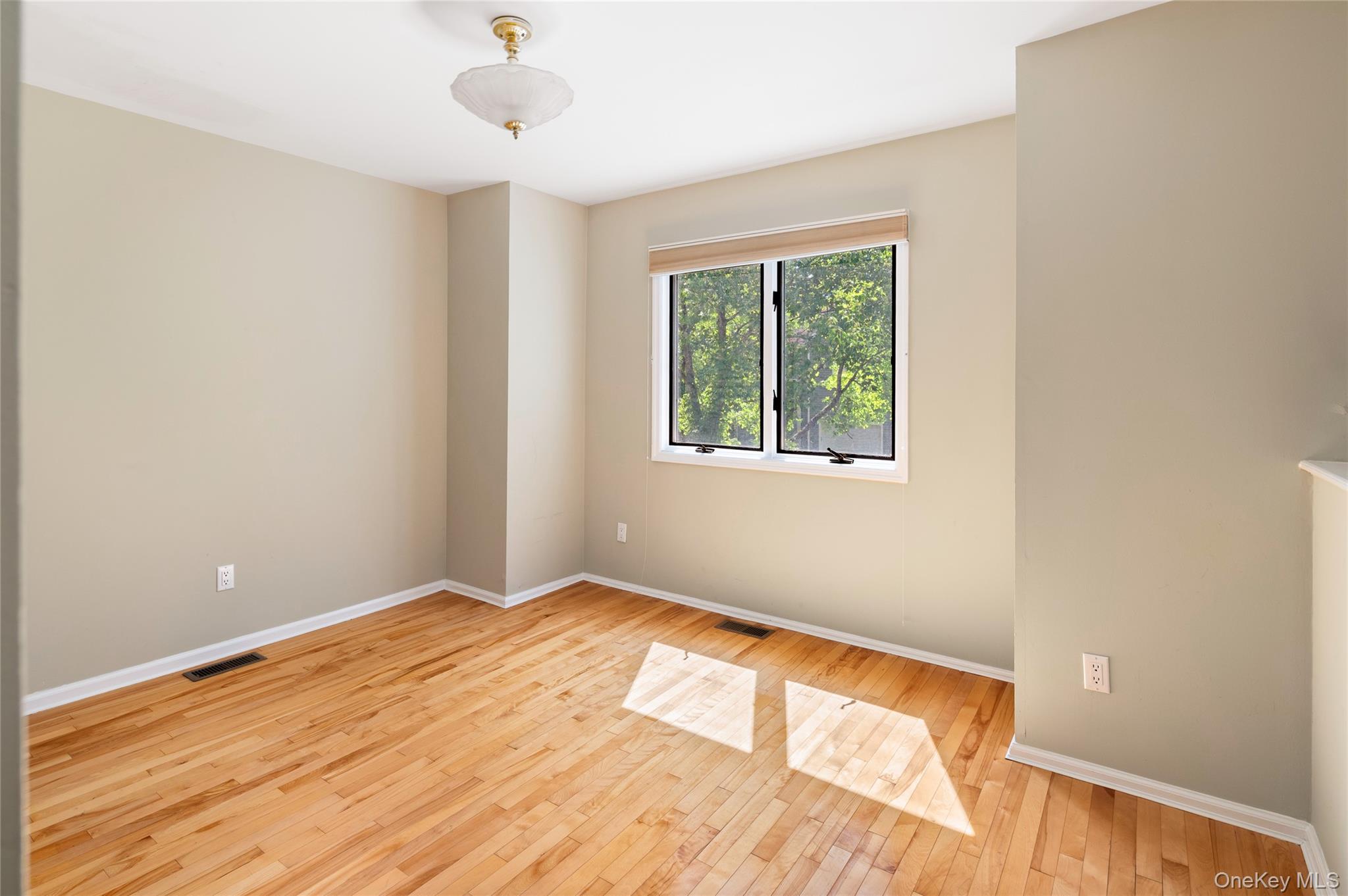 1804 Regent Drive – For Sale photo 11