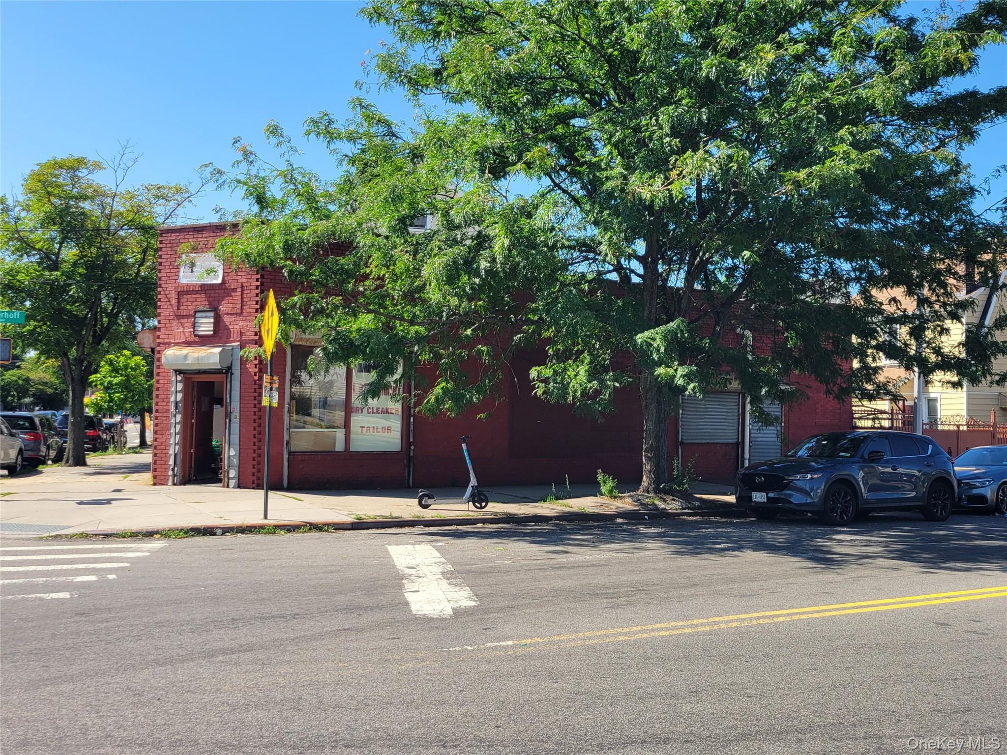 109-06 Farmers Boulevard – For Sale photo 3