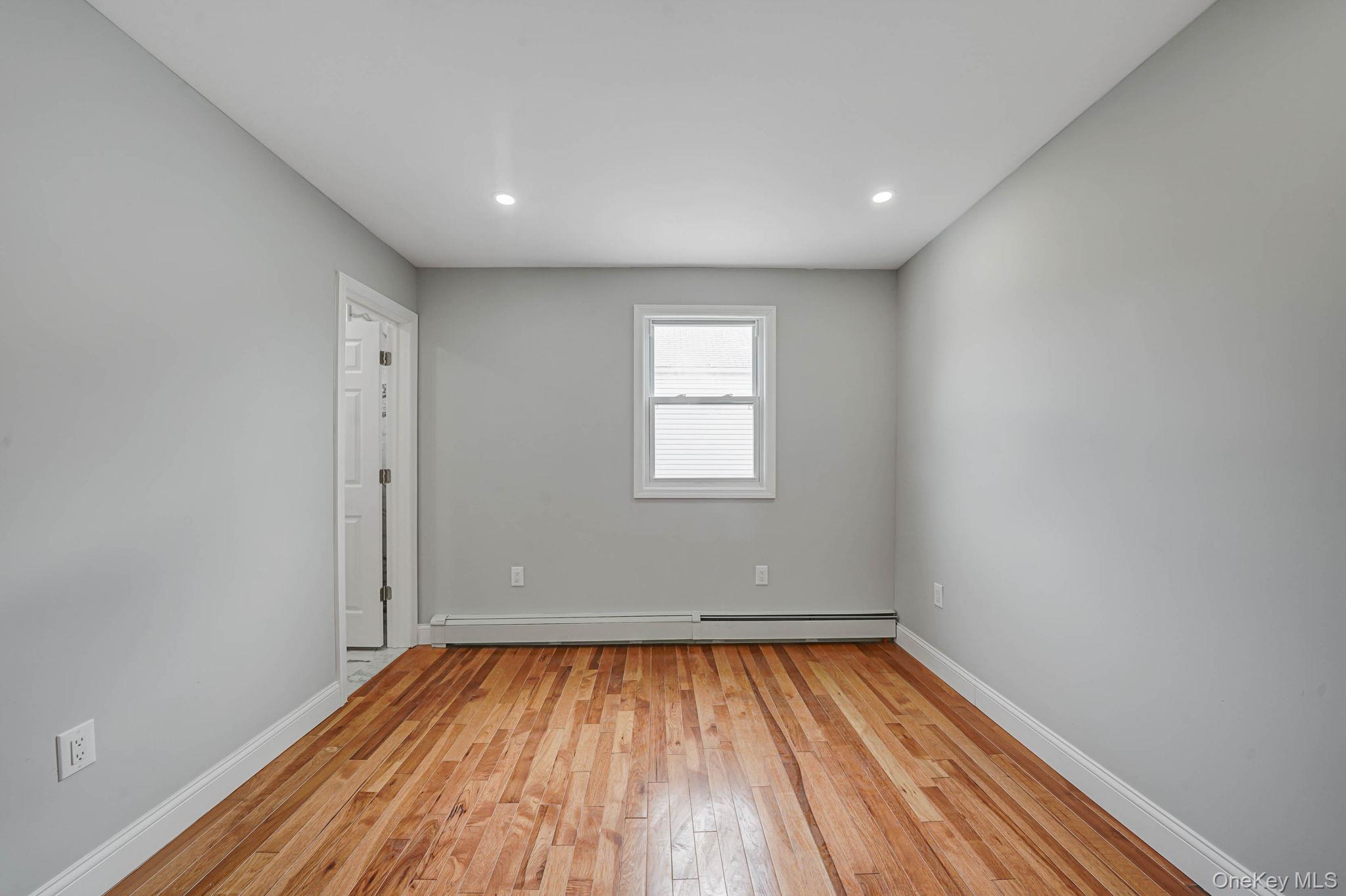 9217 92nd Street – For Sale photo 13