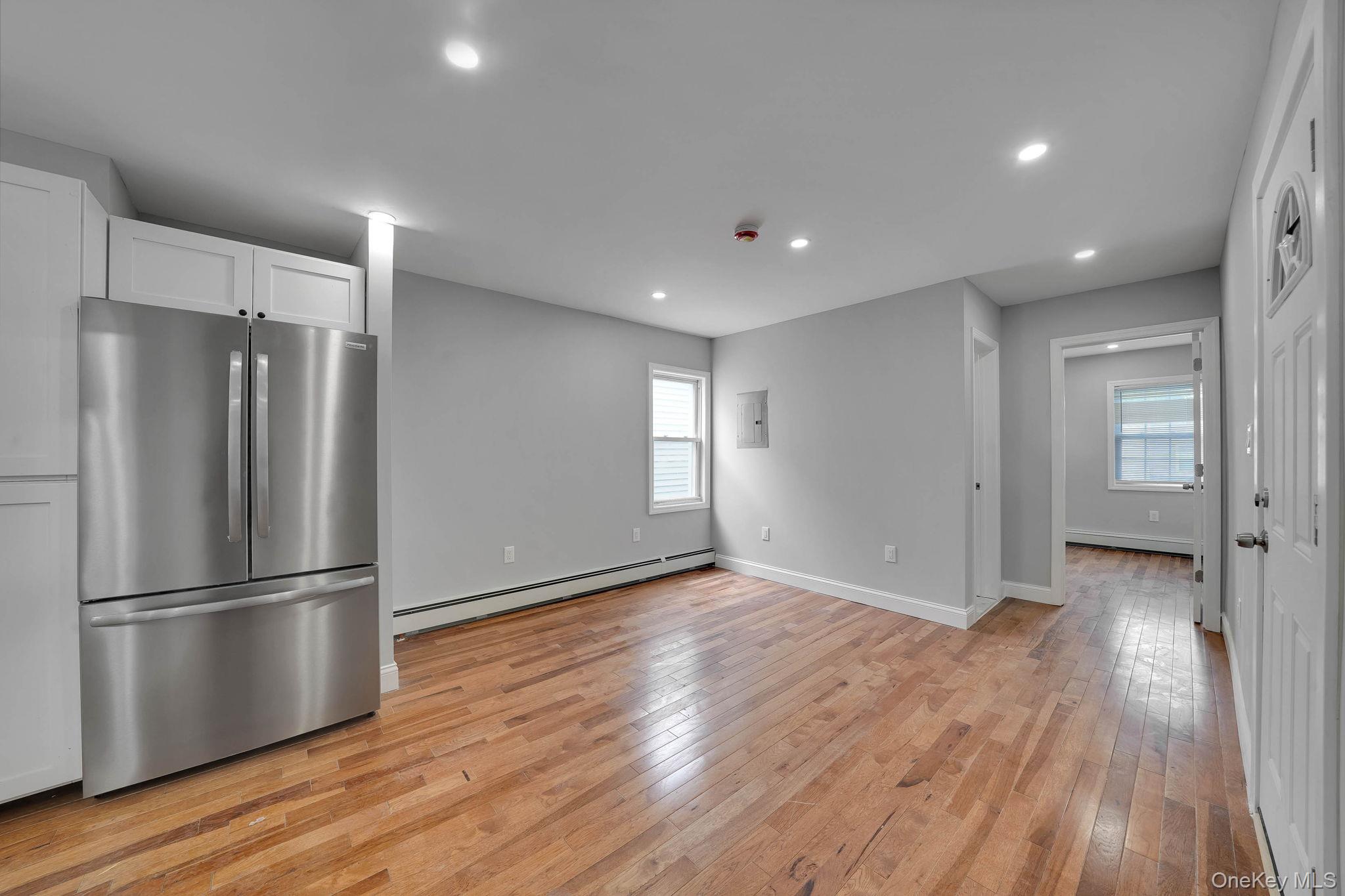 9217 92nd Street – For Sale photo 11