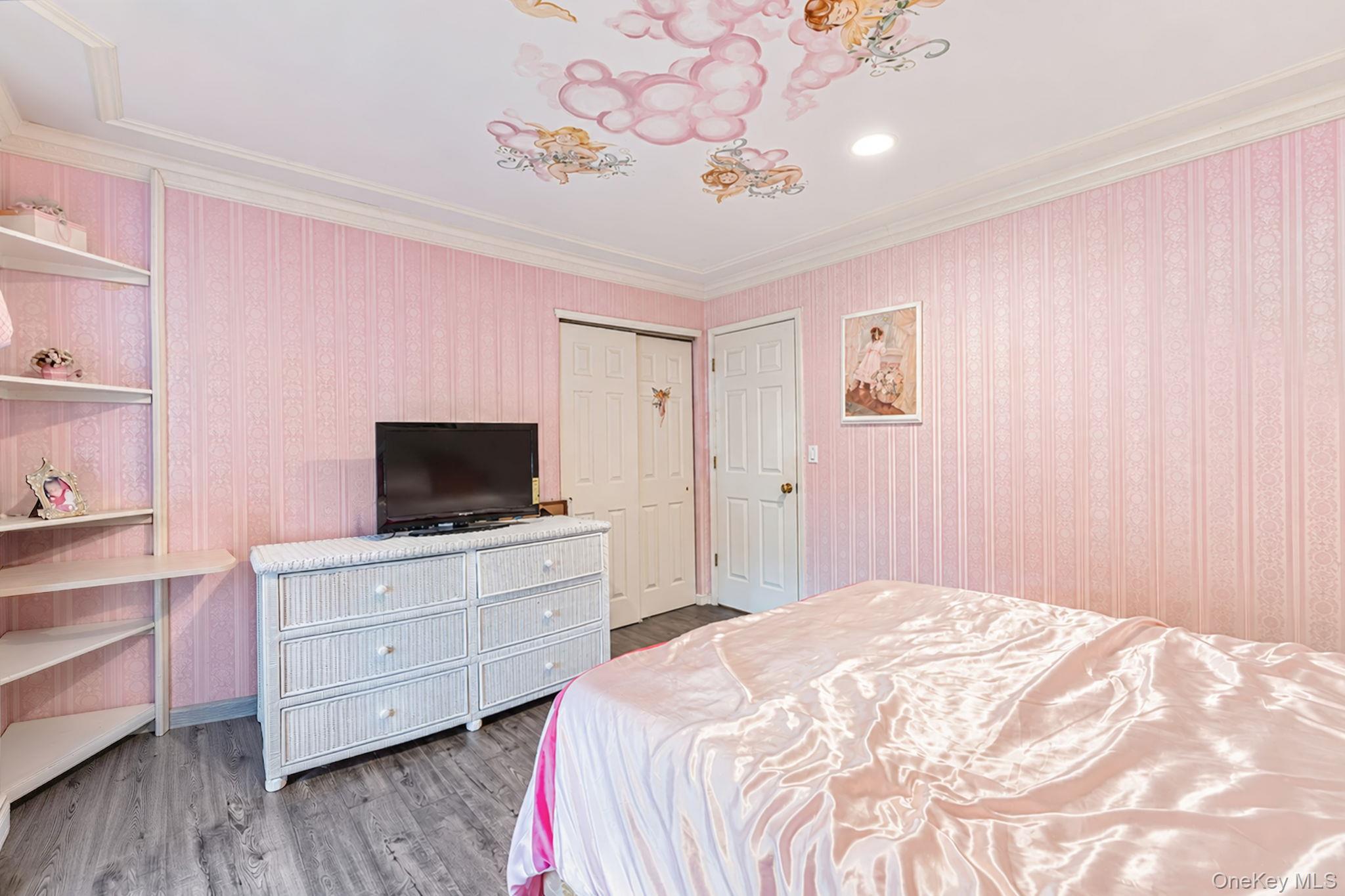 2 Hamilton Place – For Sale photo 36