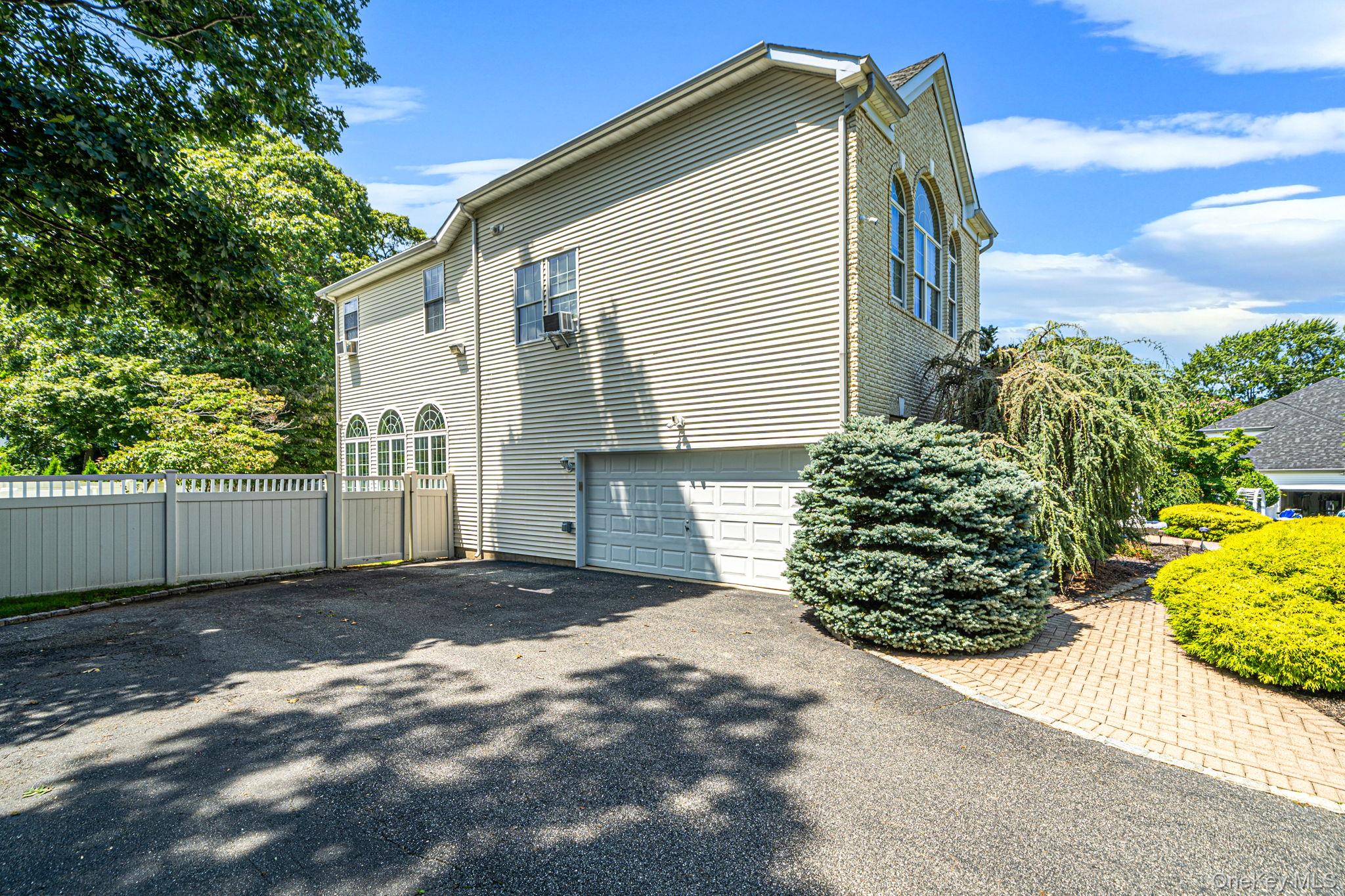 2 Hamilton Place – For Sale photo 7