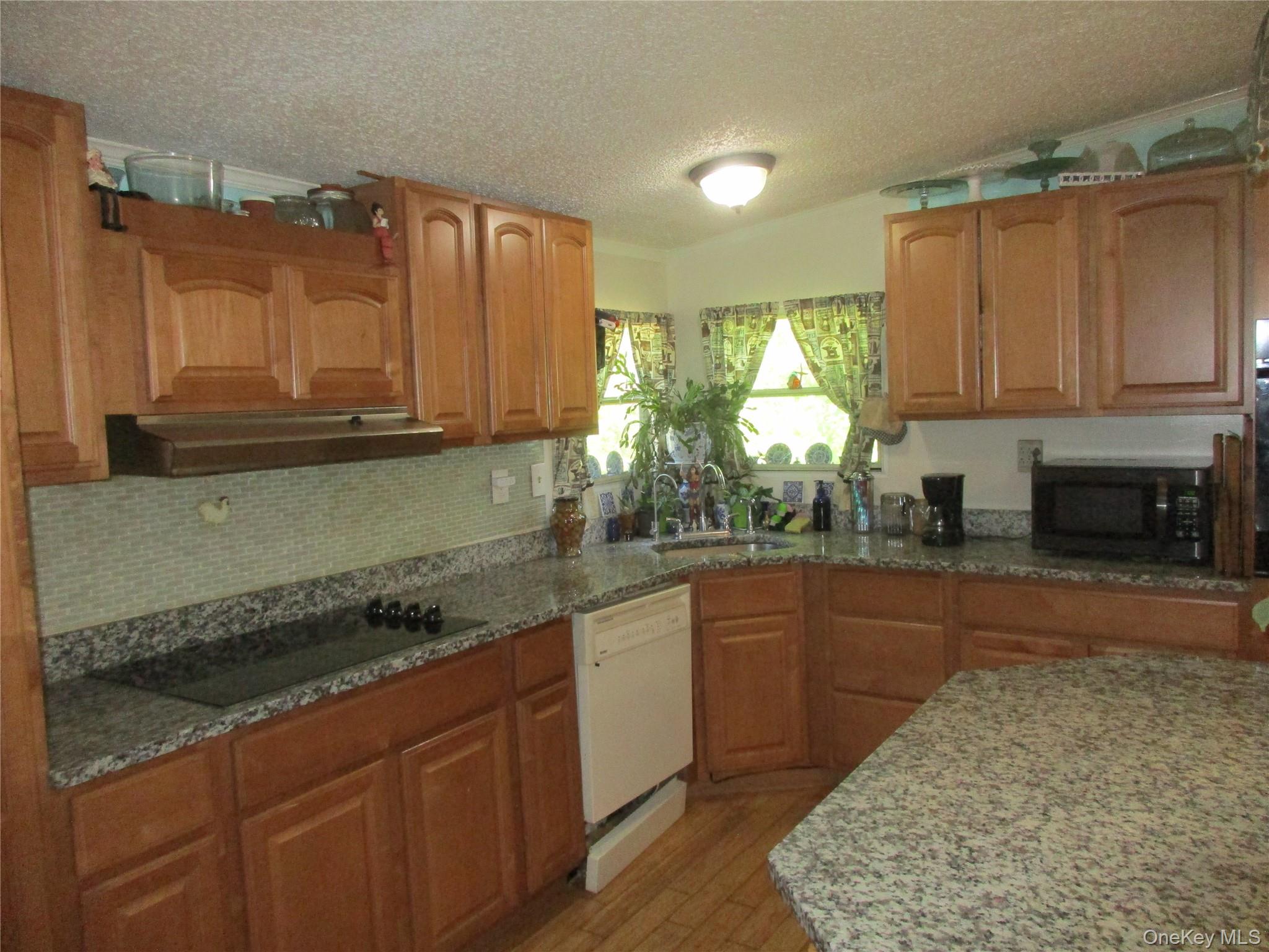 56 Sleepy Hollow Road – For Sale photo 9