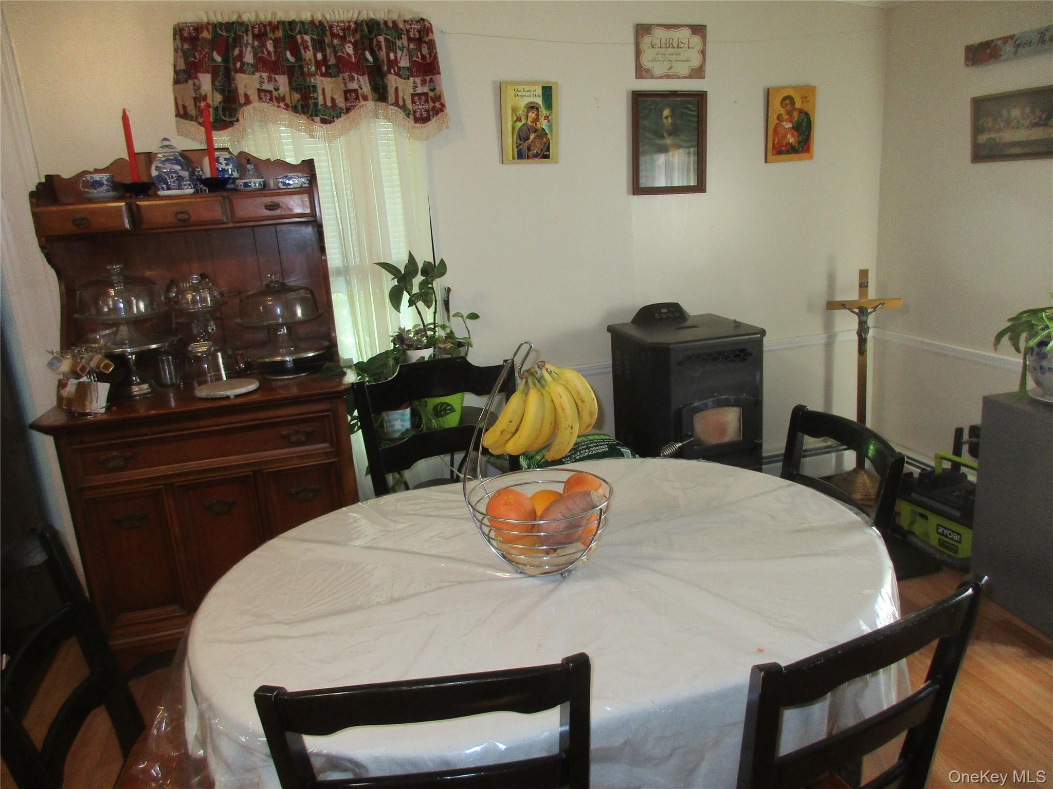 56 Sleepy Hollow Road – For Sale photo 12