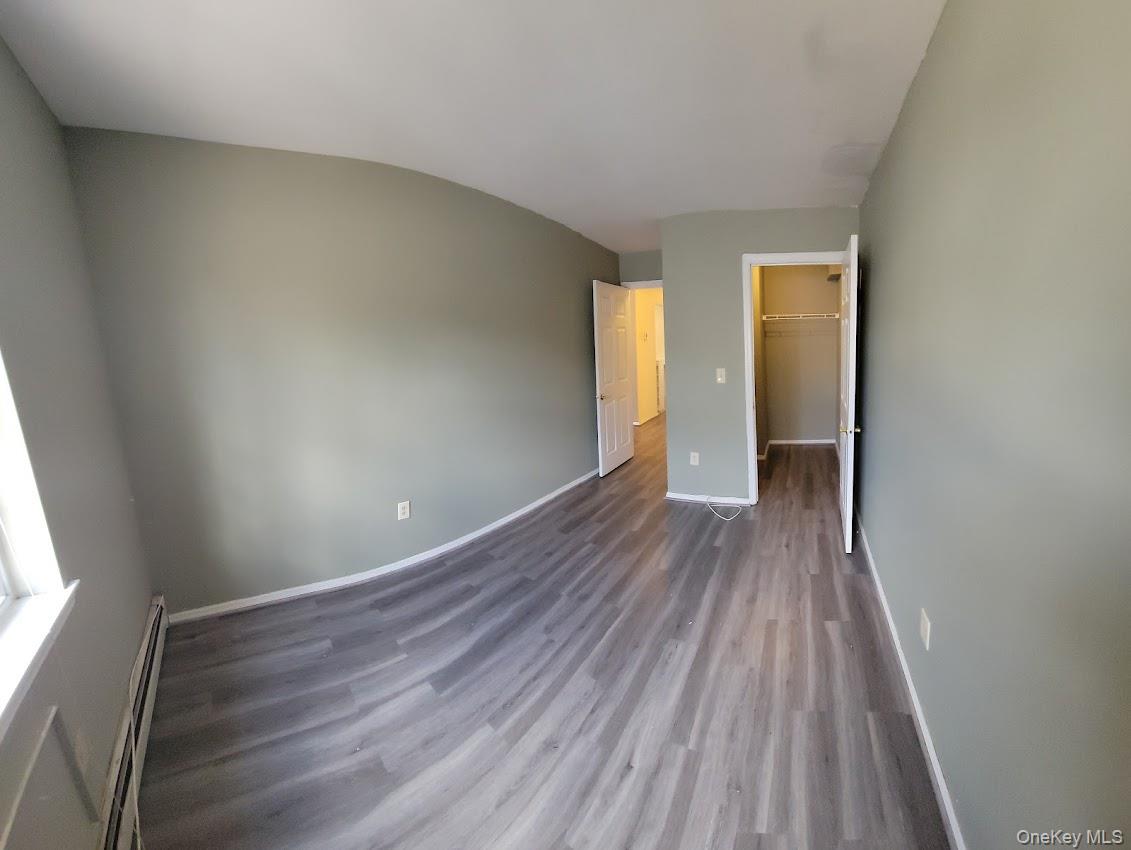 82-76 Country Pointe Circle, Unit 1st Fl photo 15