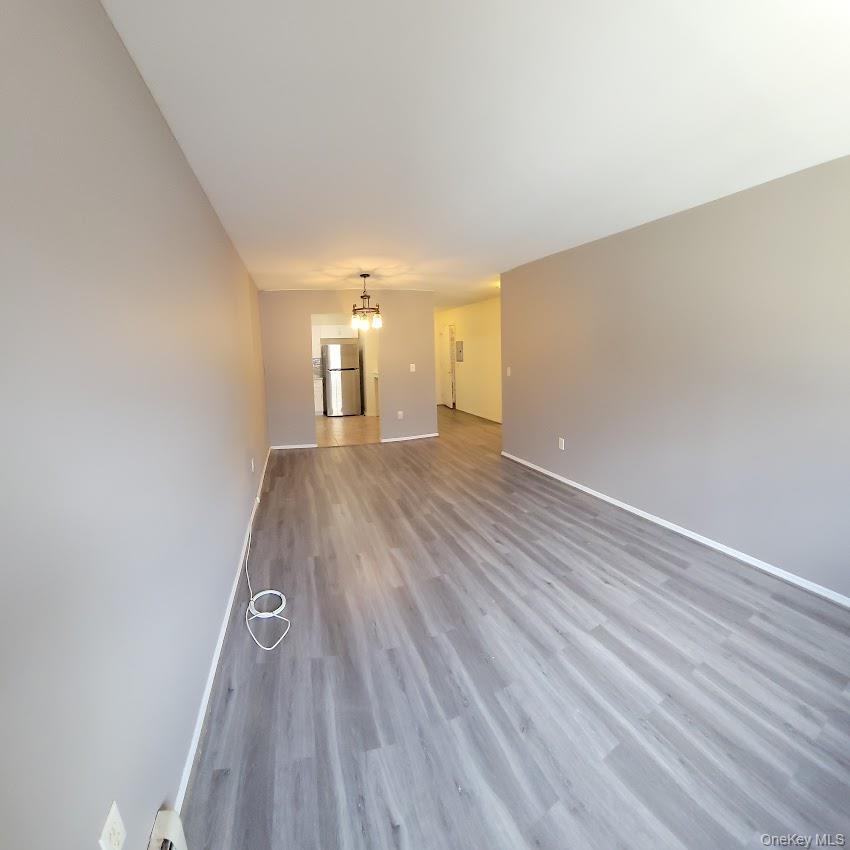 82-76 Country Pointe Circle, Unit 1st Fl photo 8