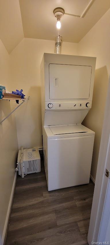82-76 Country Pointe Circle, Unit 1st Fl photo 12