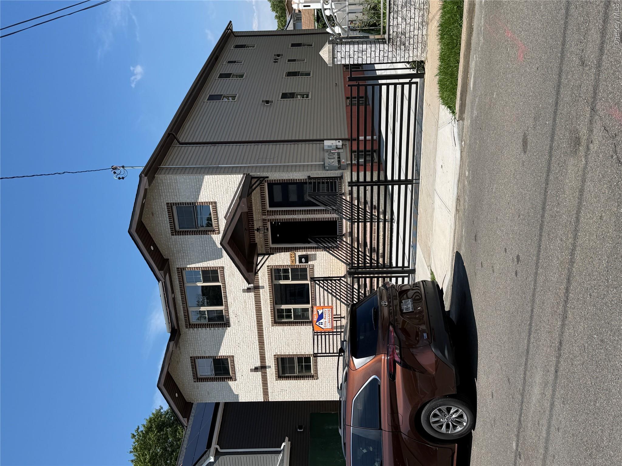 146-05 133rd Avenue – For Sale photo 6