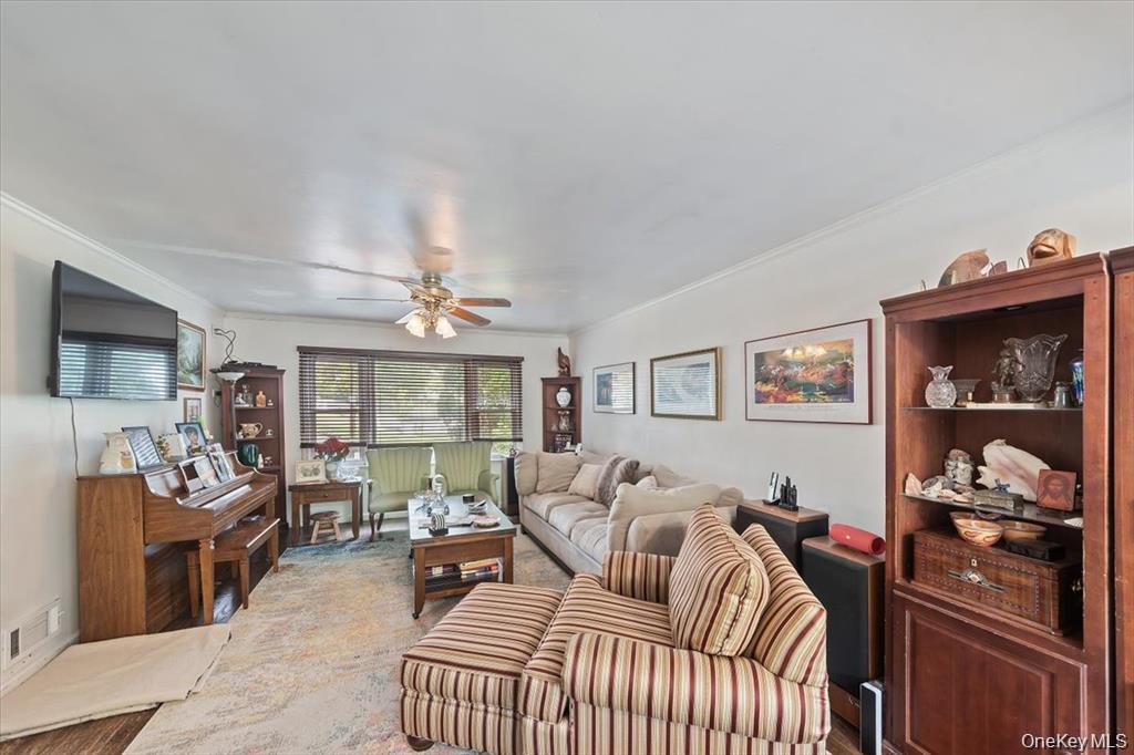 101 Cresthill Road – For Sale photo 4