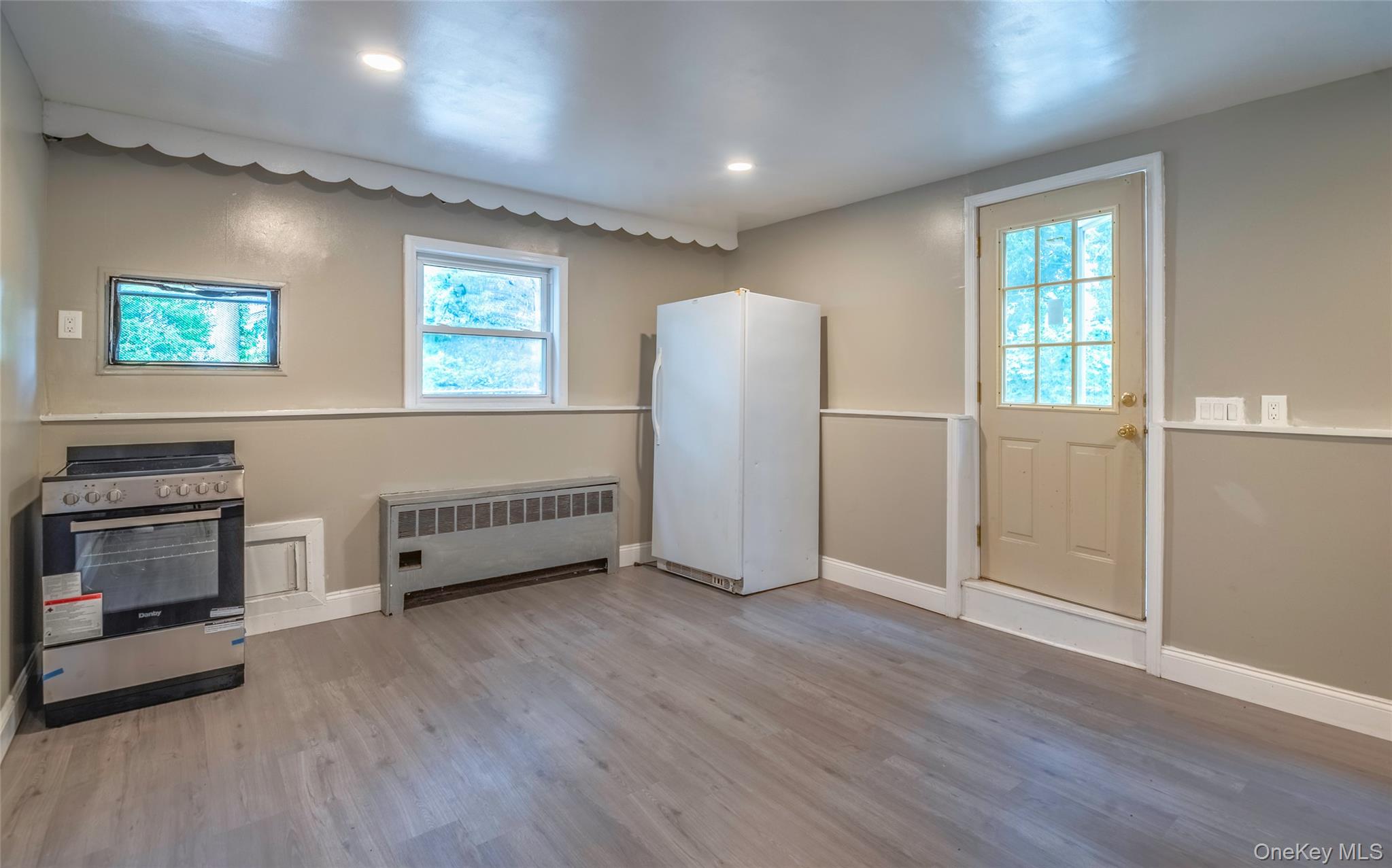 28 Brookdale Road – For Sale photo 23