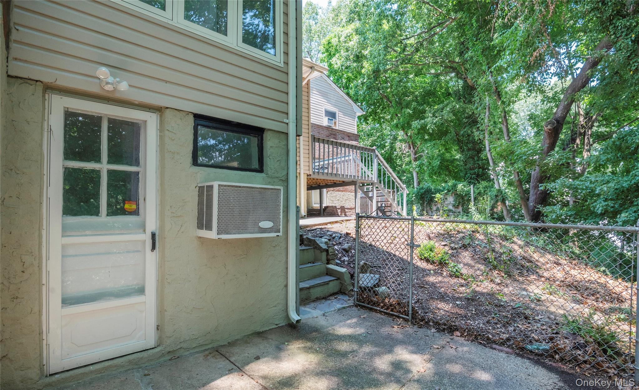 28 Brookdale Road – For Sale photo 32