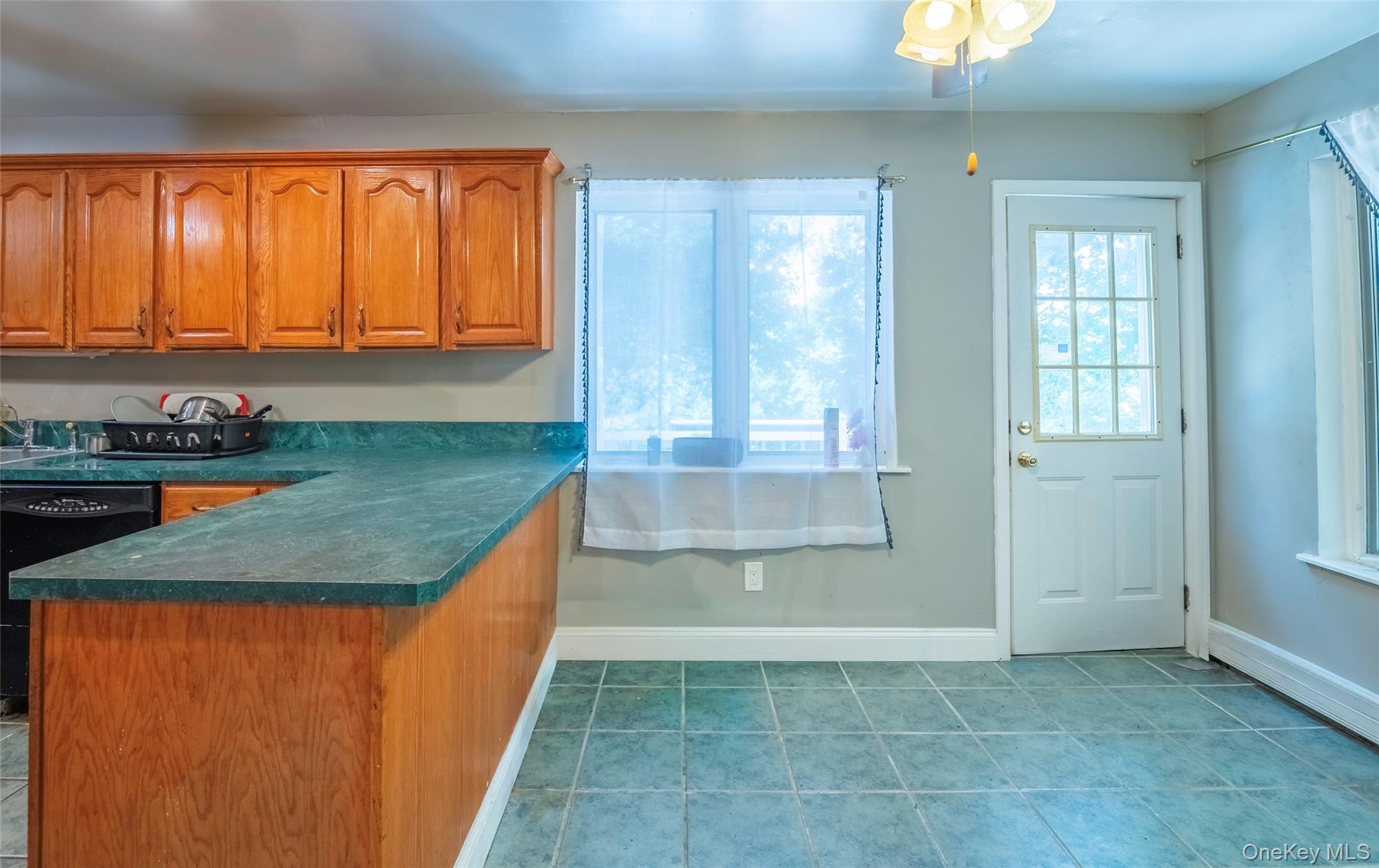 28 Brookdale Road – For Sale photo 9