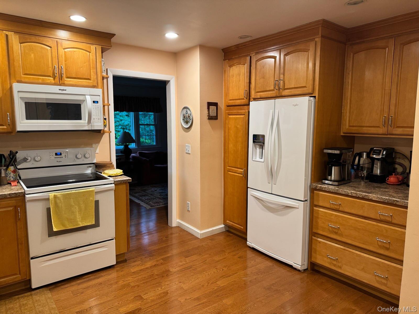 12 Lakeview Drive – For Sale photo 3