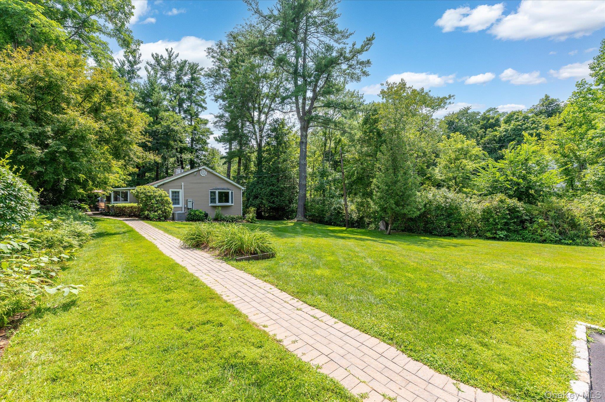 12 Lakeview Drive – For Sale photo 6