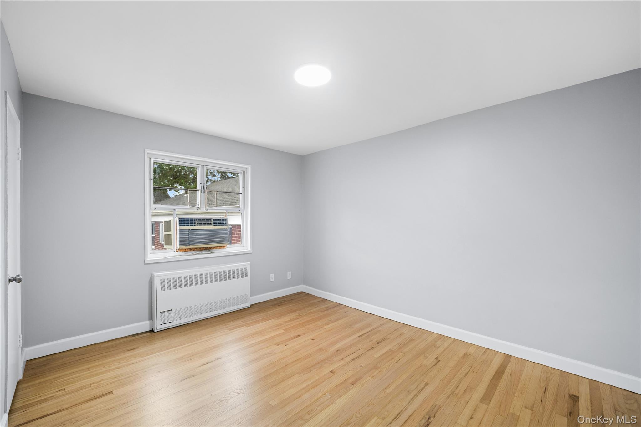 226-29 Manor Road, Unit #2 photo 11