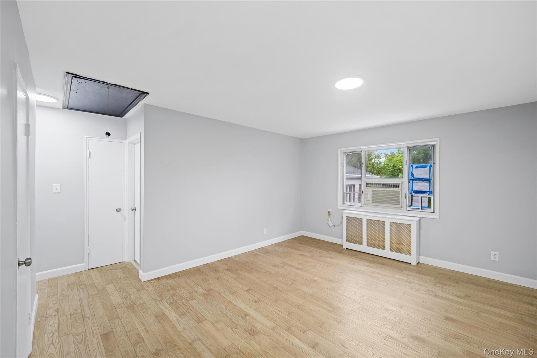 226-29 Manor Road, Unit #2 photo 7