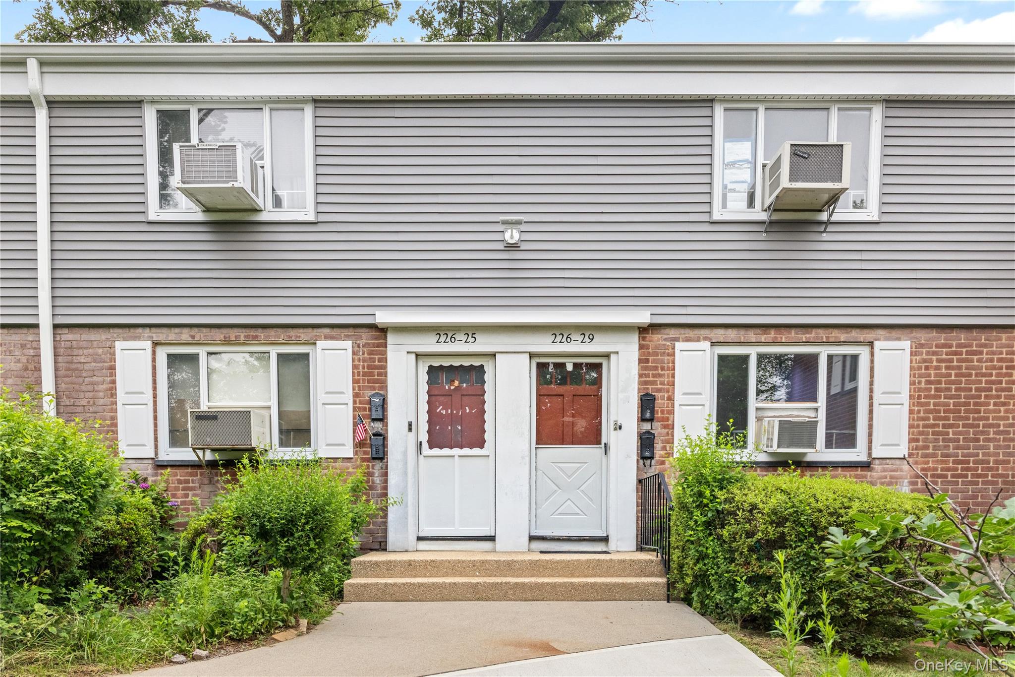226-29 Manor Road, Unit #2
