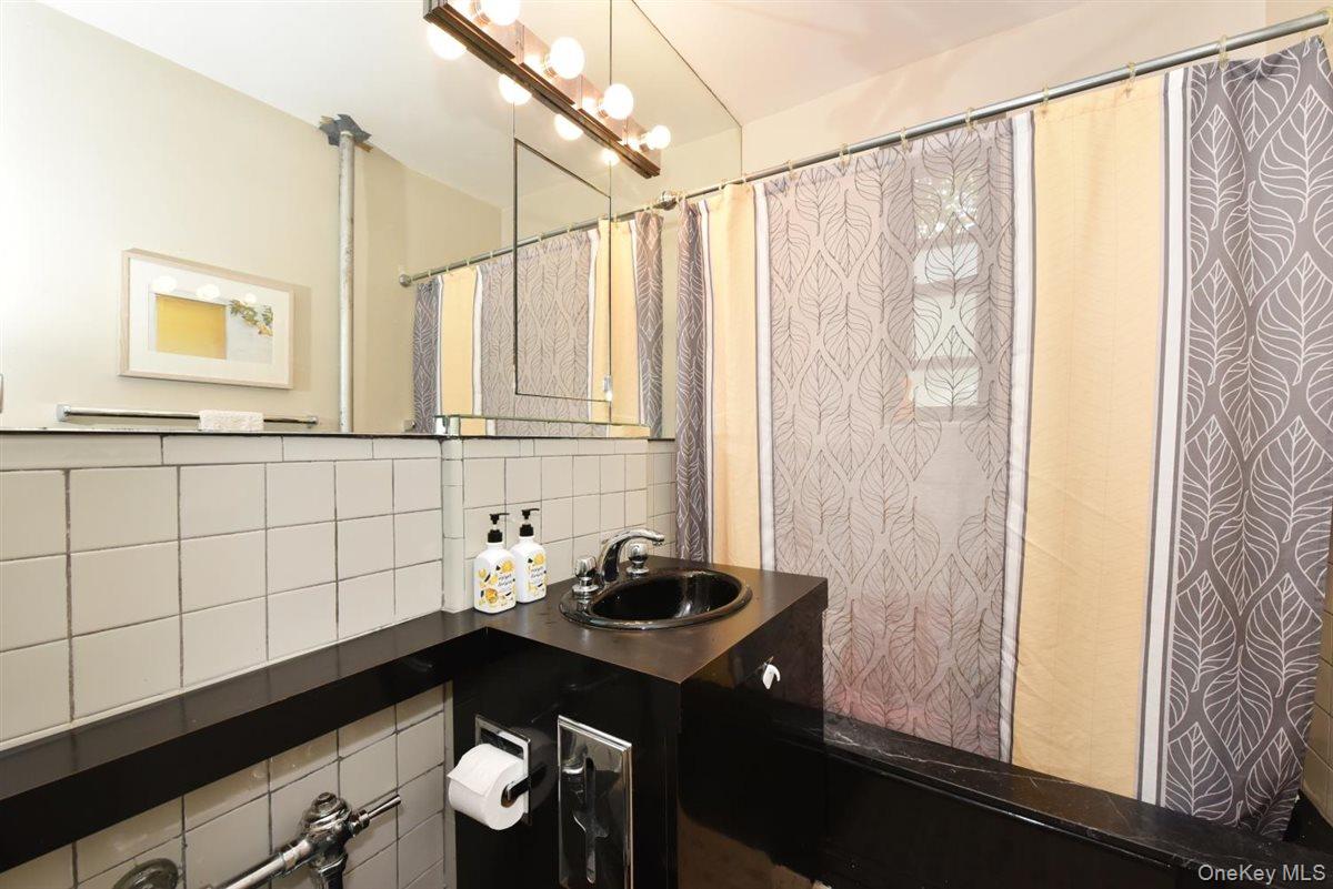 143-50 Hoover Avenue, Unit 104 photo 12
