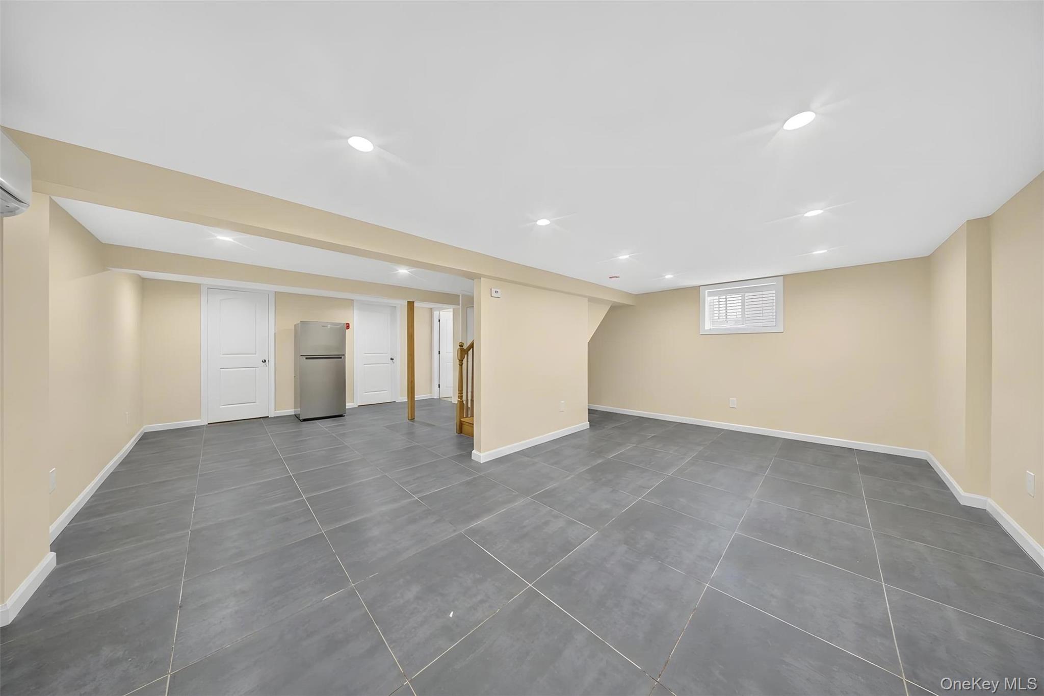 3569 161st Street – For Sale photo 17