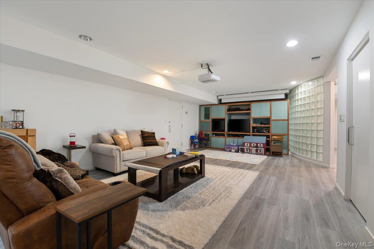 24 Emerson Road – For Sale photo 36