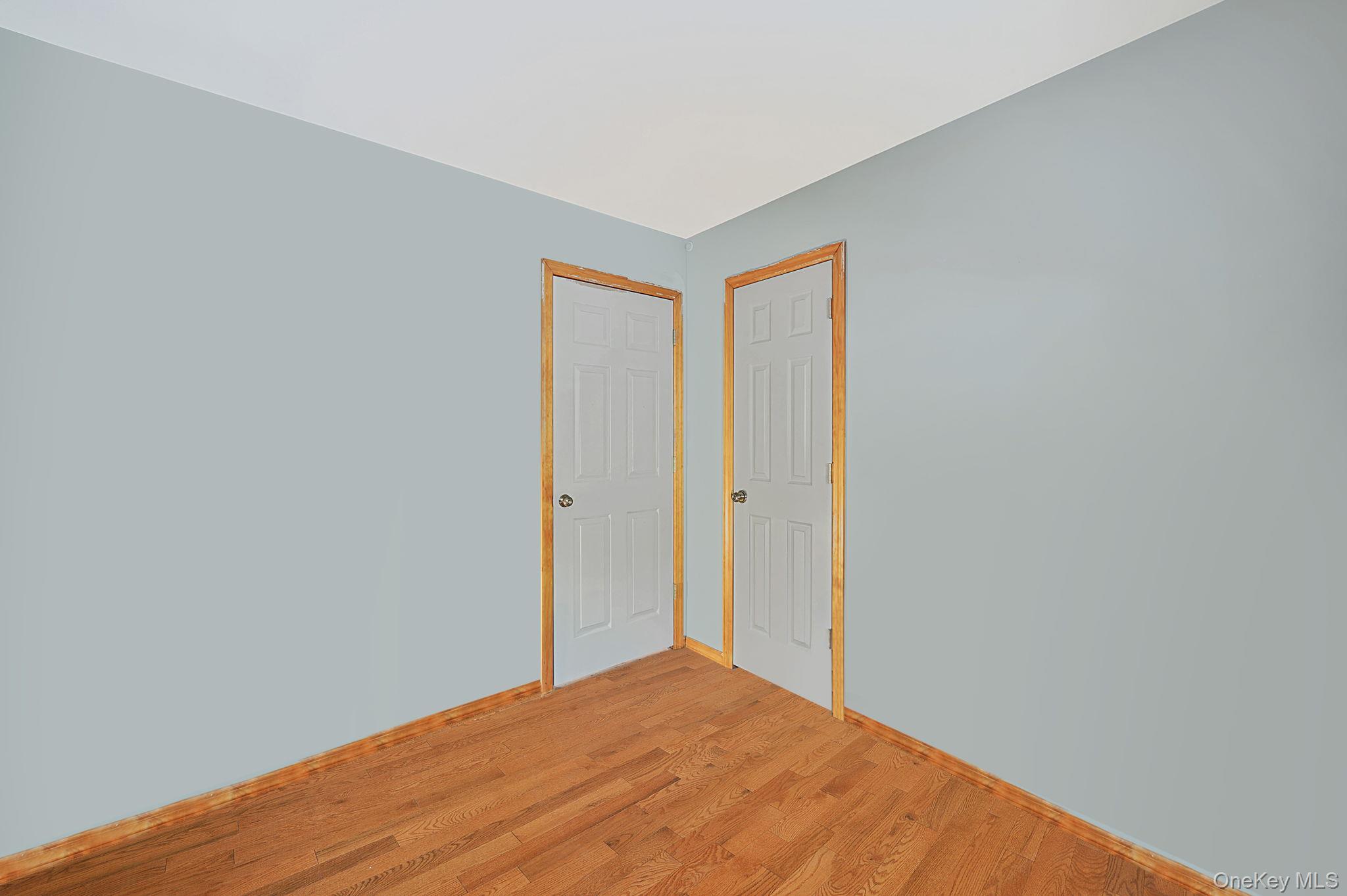 6 Hillside Road – For Sale photo 14