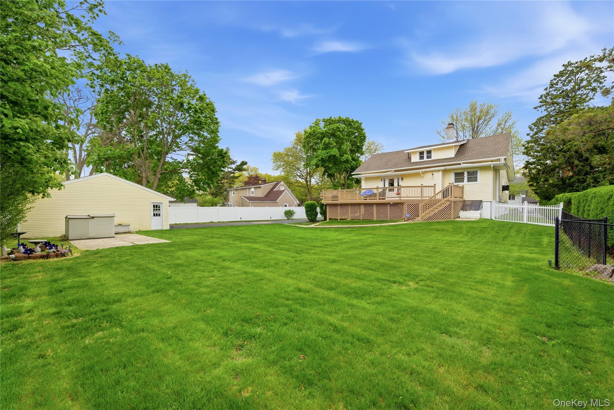 414 Potter Boulevard – For Sale photo 46