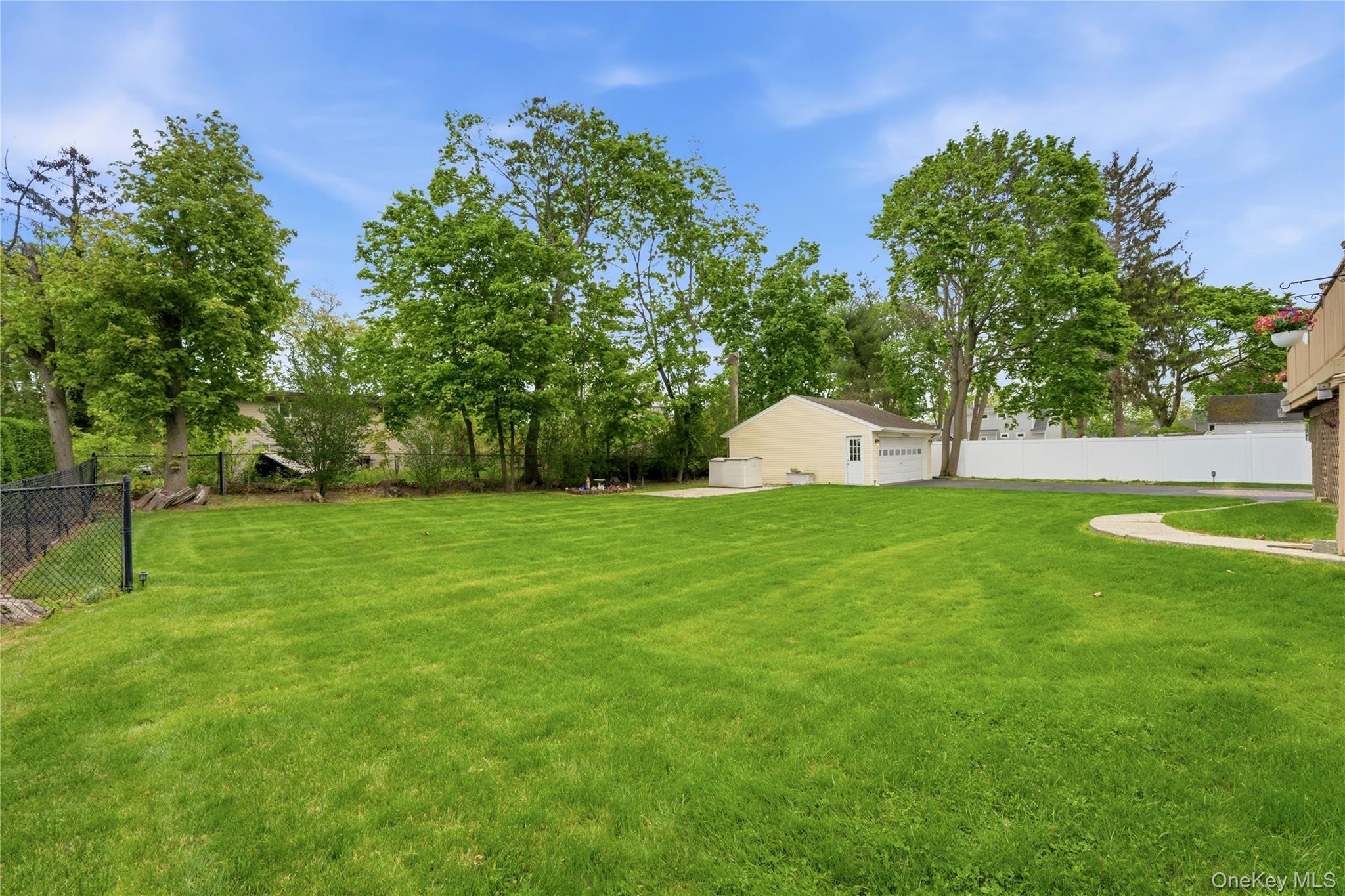 414 Potter Boulevard – For Sale photo 45