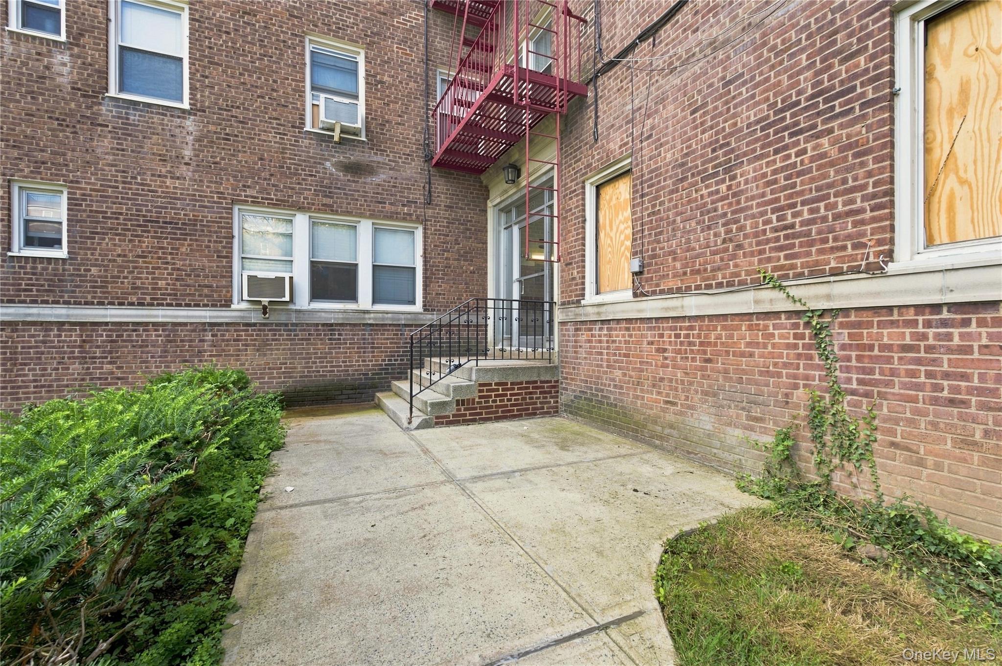 5410 Netherland Avenue, Unit A53 photo 3