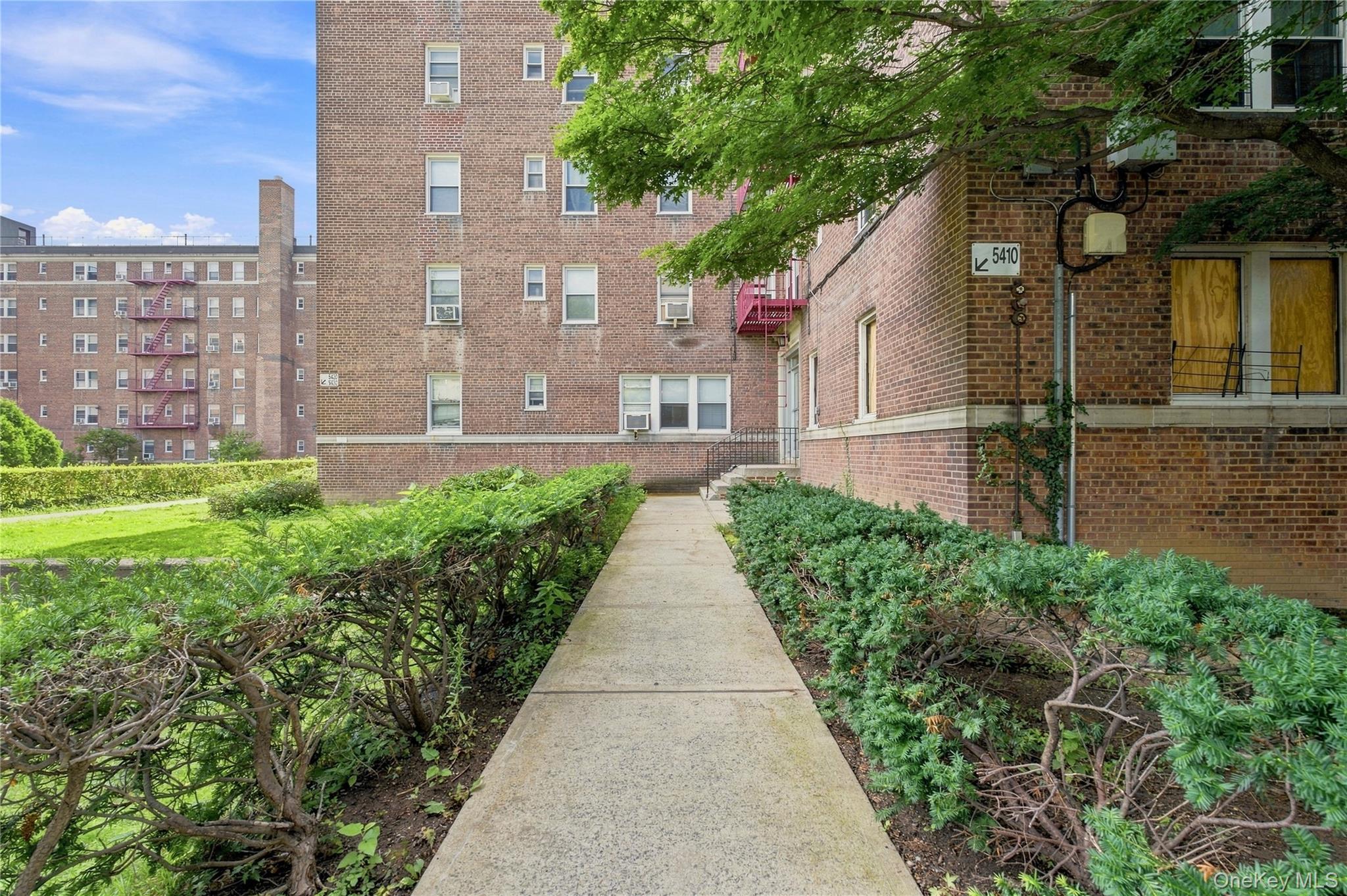 5410 Netherland Avenue, Unit A53
