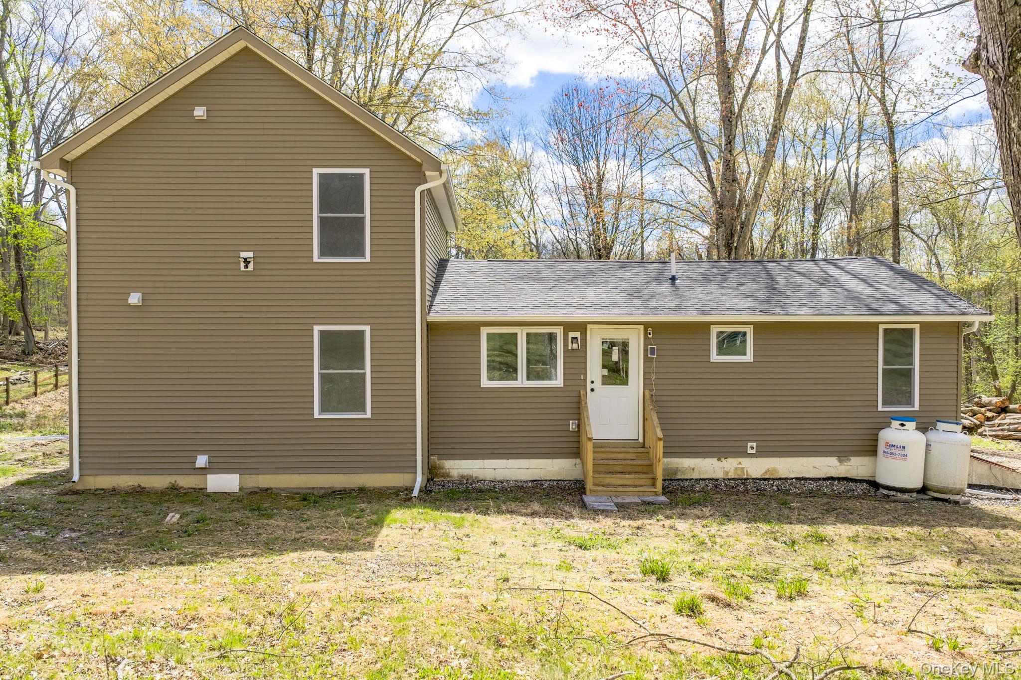 24 Farmingdale Lane – For Sale photo 30