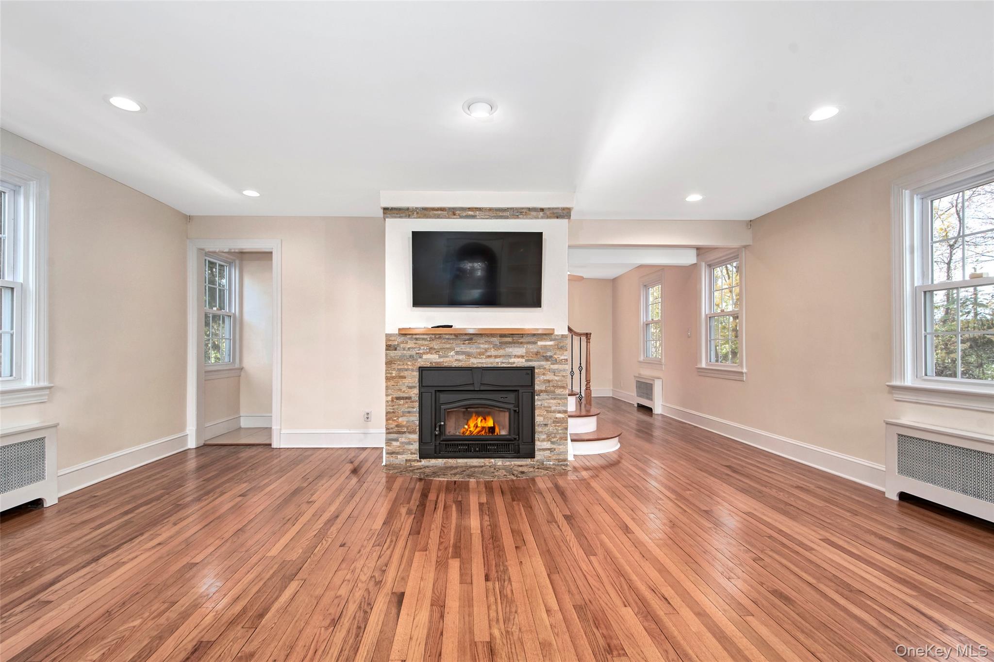17 Haven Avenue – For Rent photo 7