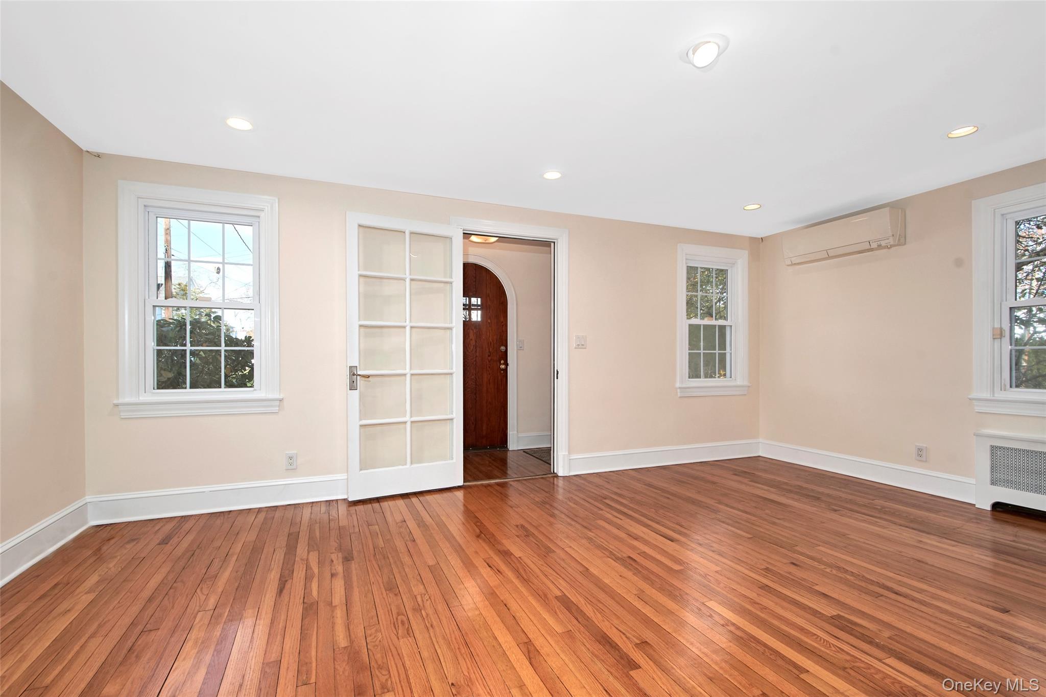 17 Haven Avenue – For Rent photo 11