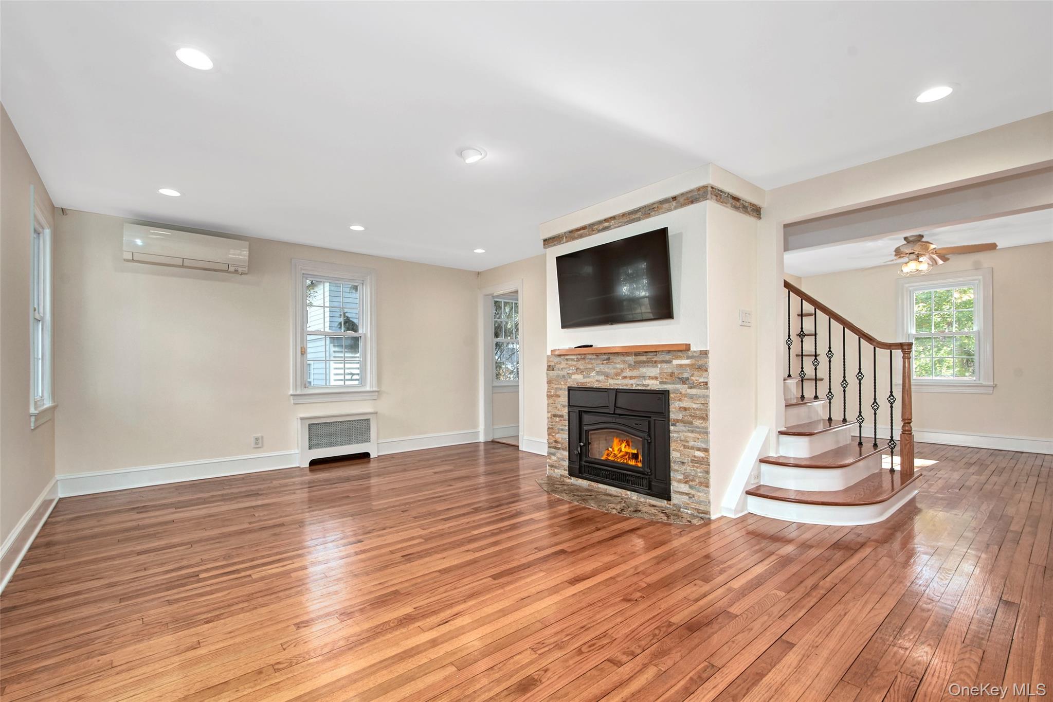 17 Haven Avenue – For Rent photo 8