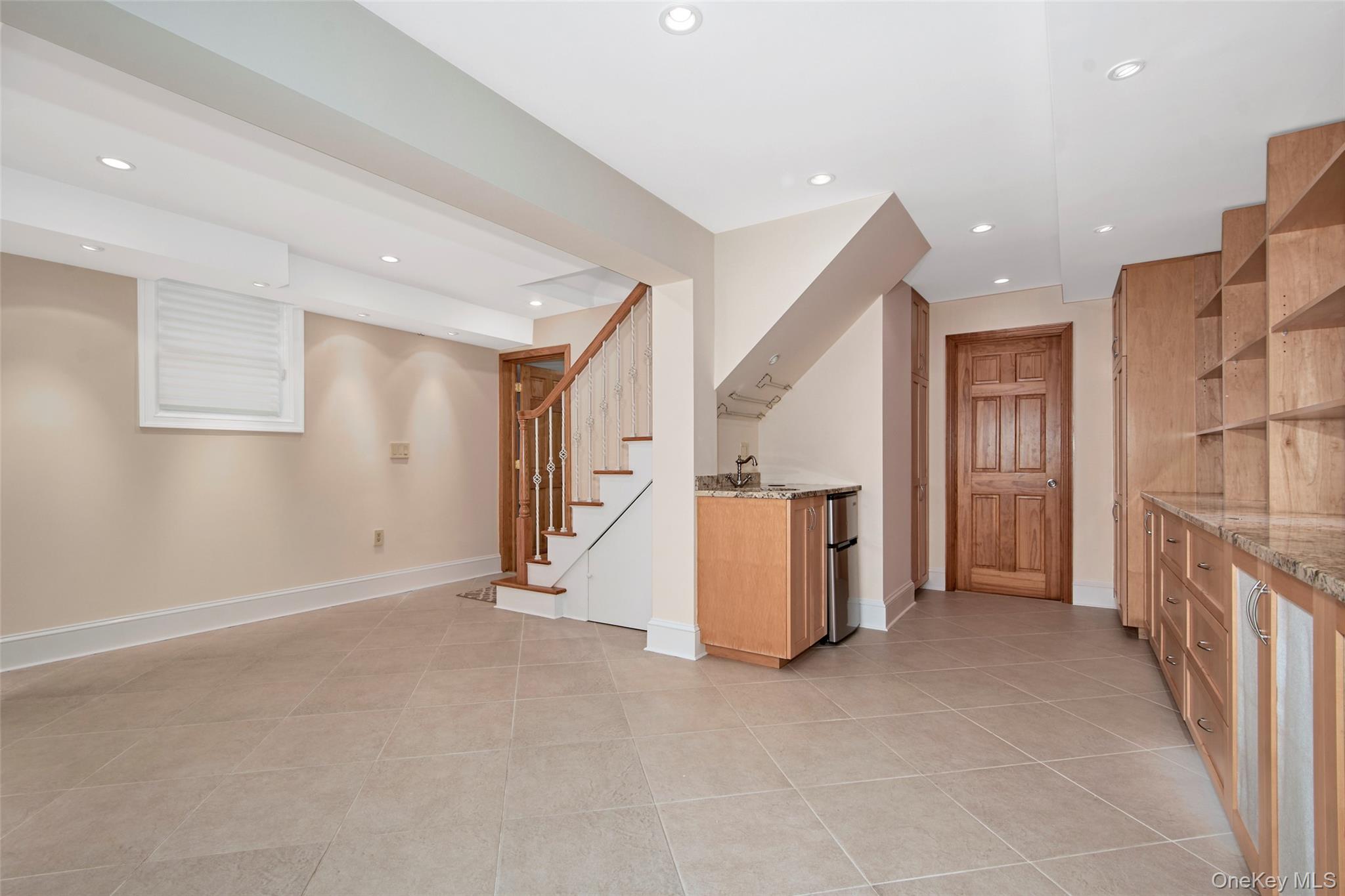17 Haven Avenue – For Rent photo 26
