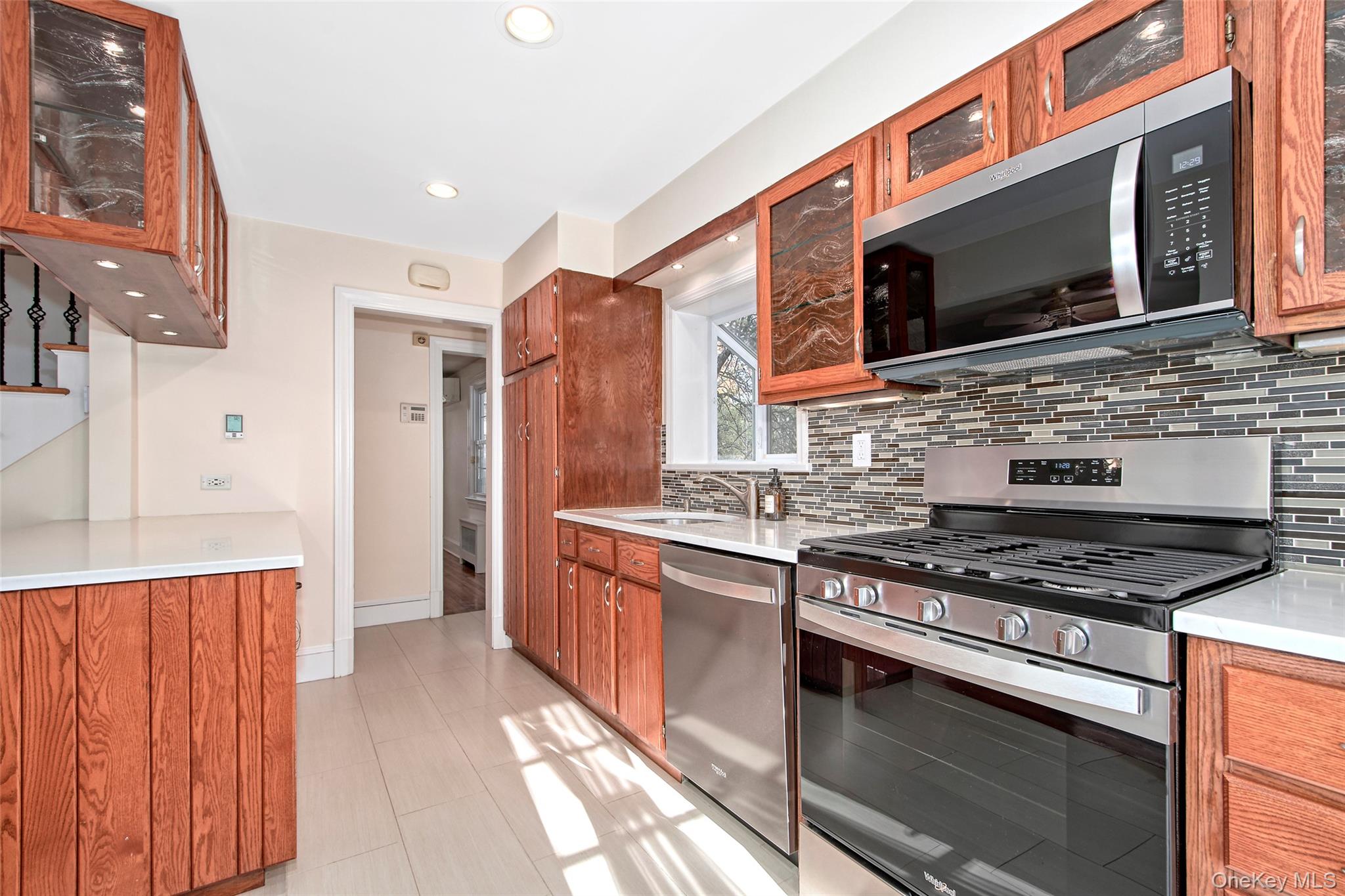 17 Haven Avenue – For Rent photo 15