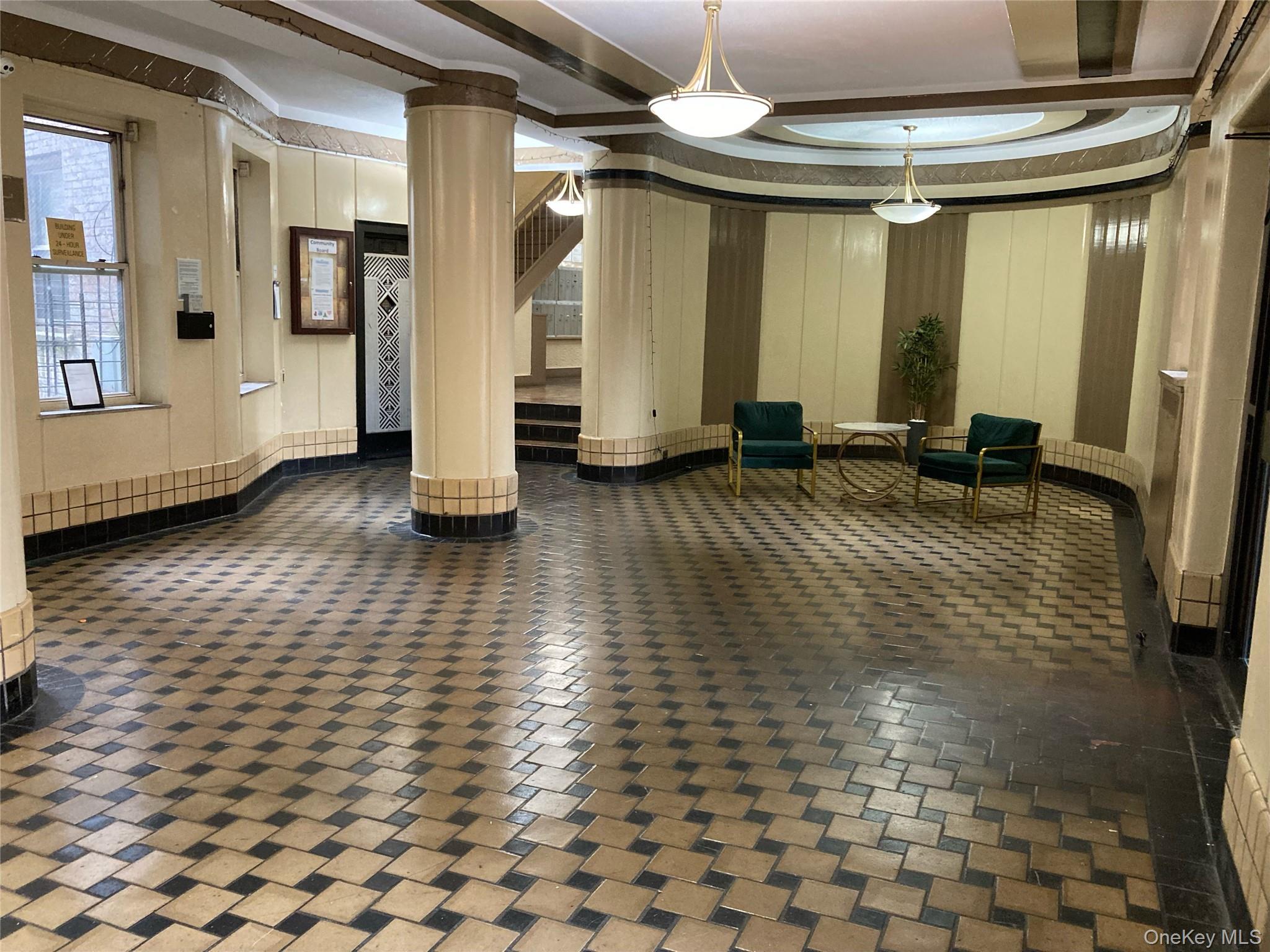 2166 Bronx Park East, Unit 6C photo 2