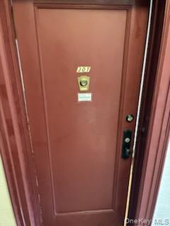 160-15 Powells Cove Boulevard, Unit E301 photo 8