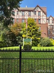 160-15 Powells Cove Boulevard, Unit E301 photo 25