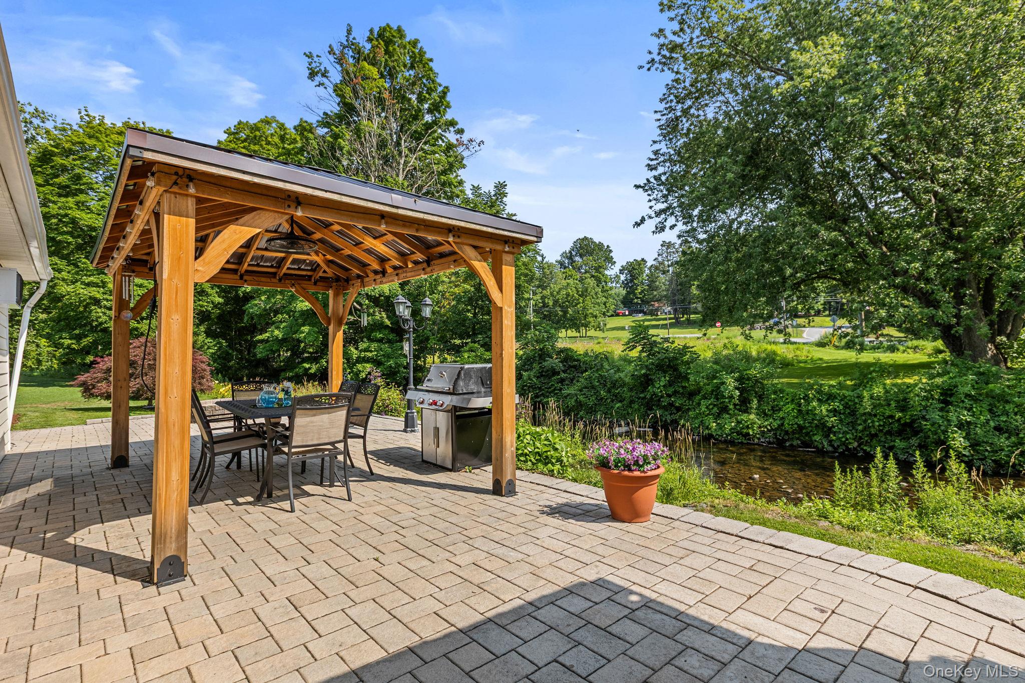39 Main Street – For Sale photo 20