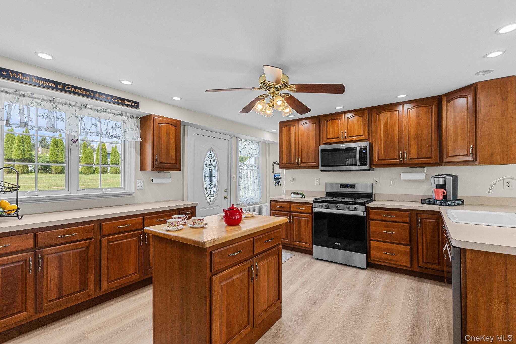 39 Main Street – For Sale photo 4
