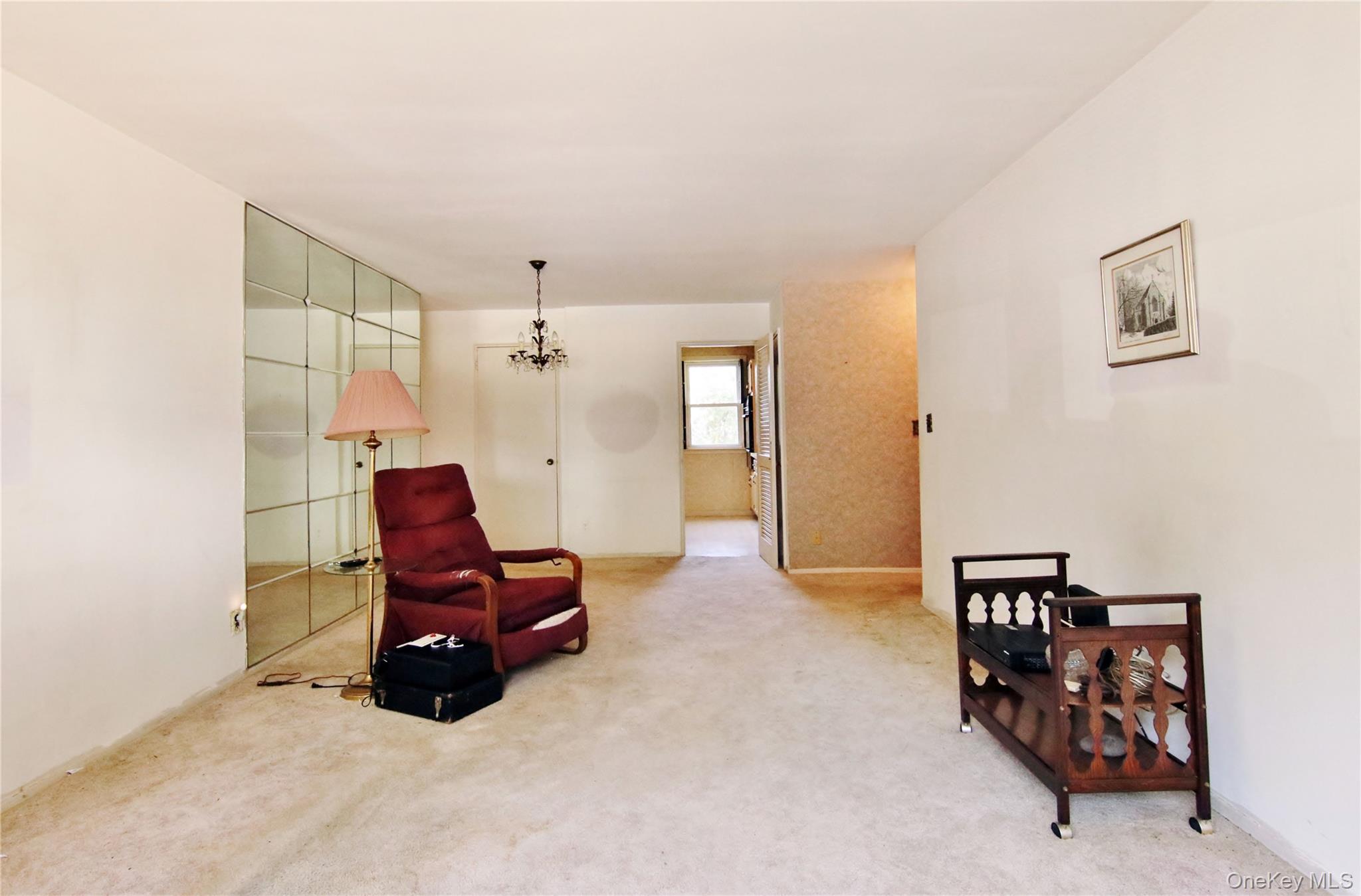 35 Avon Circle, Unit A photo 17