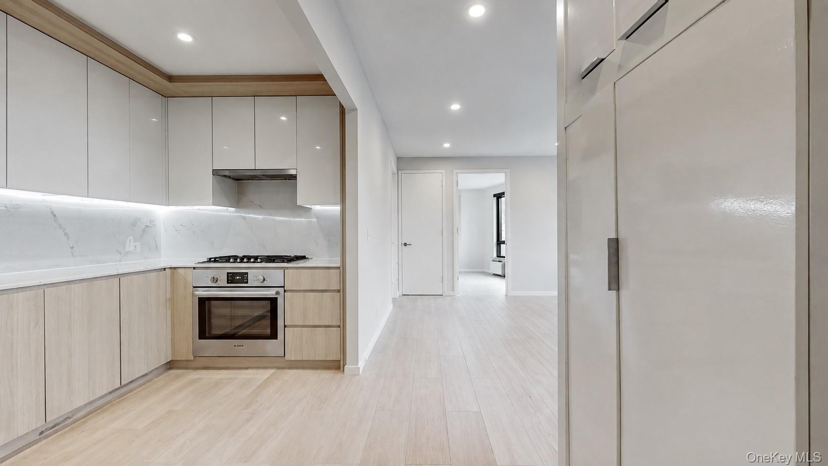 40-22 61st Street, Unit 2K photo 3