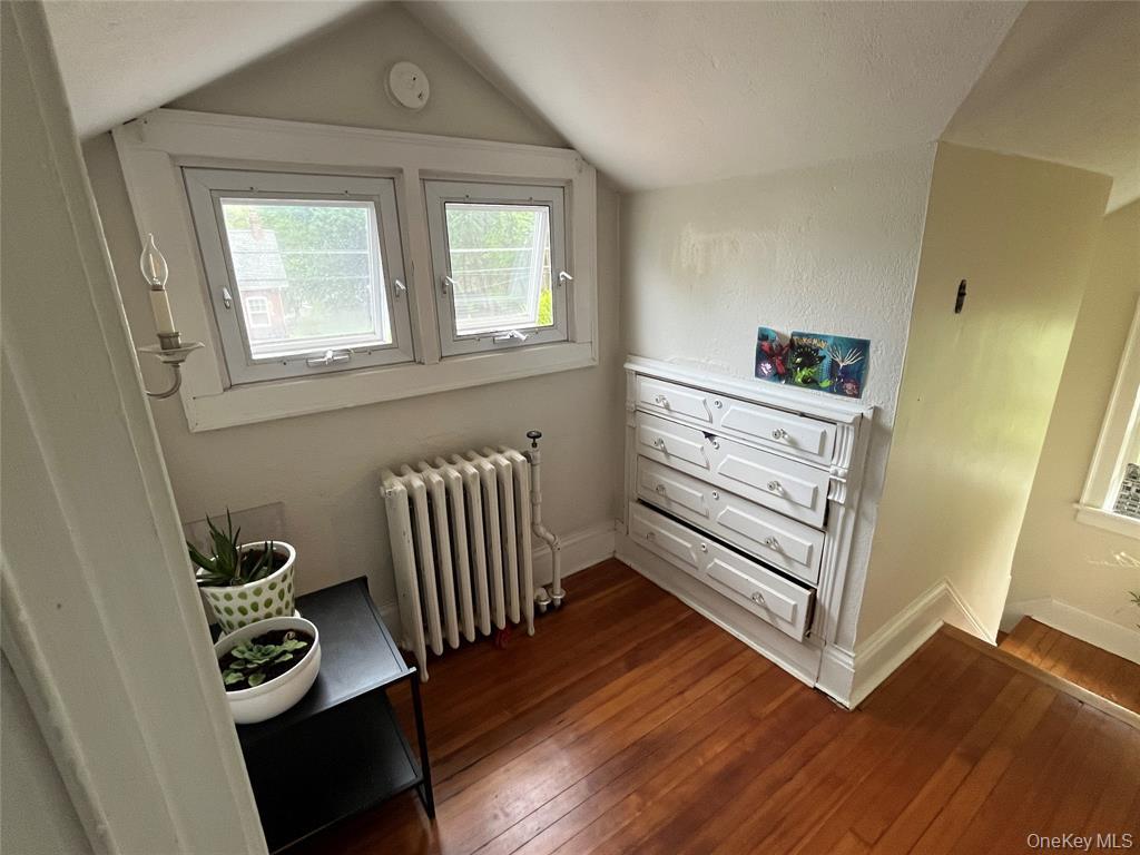 25 Willow Avenue – For Rent photo 9