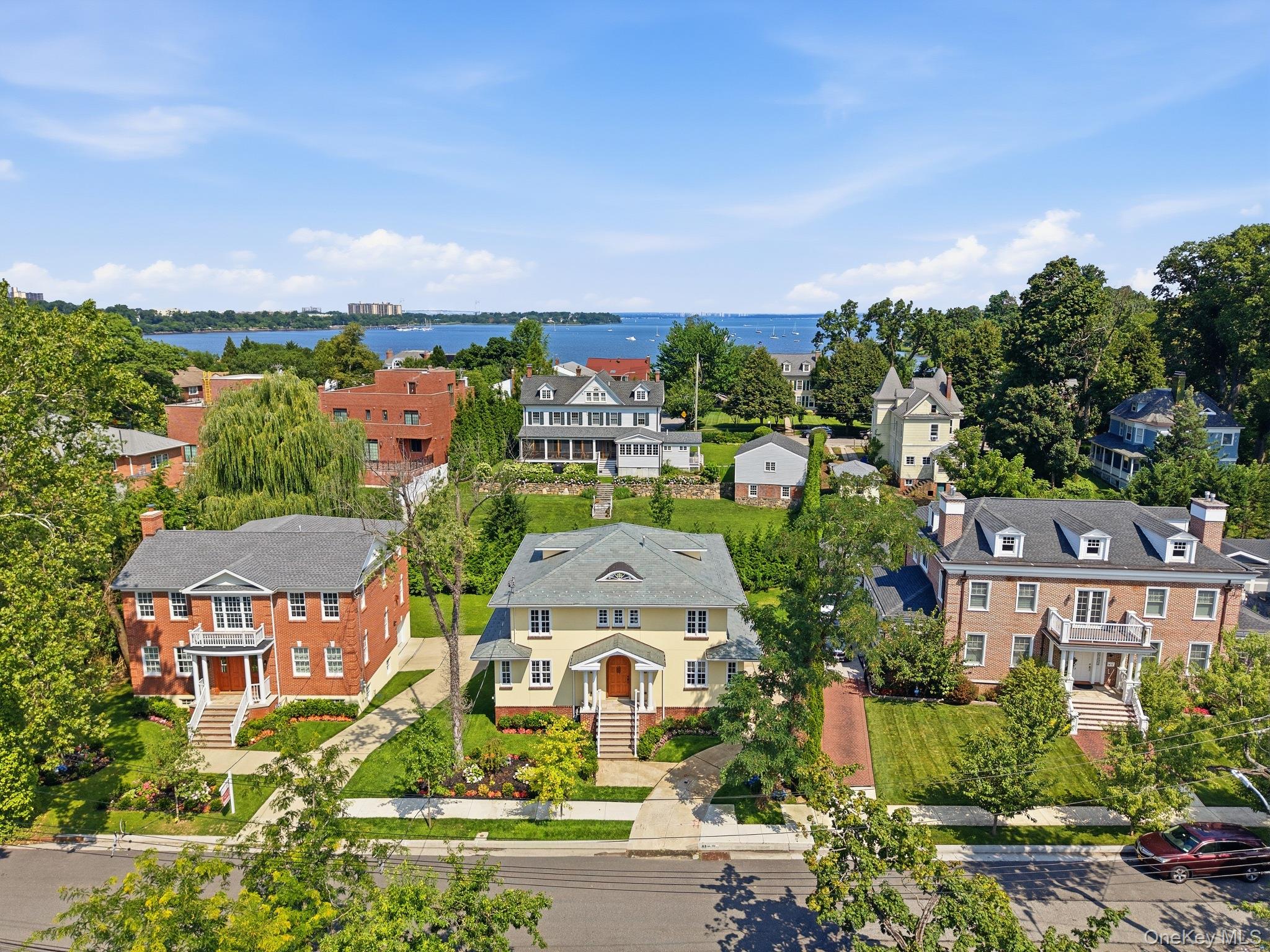 233-25 38 Drive – For Sale photo 2