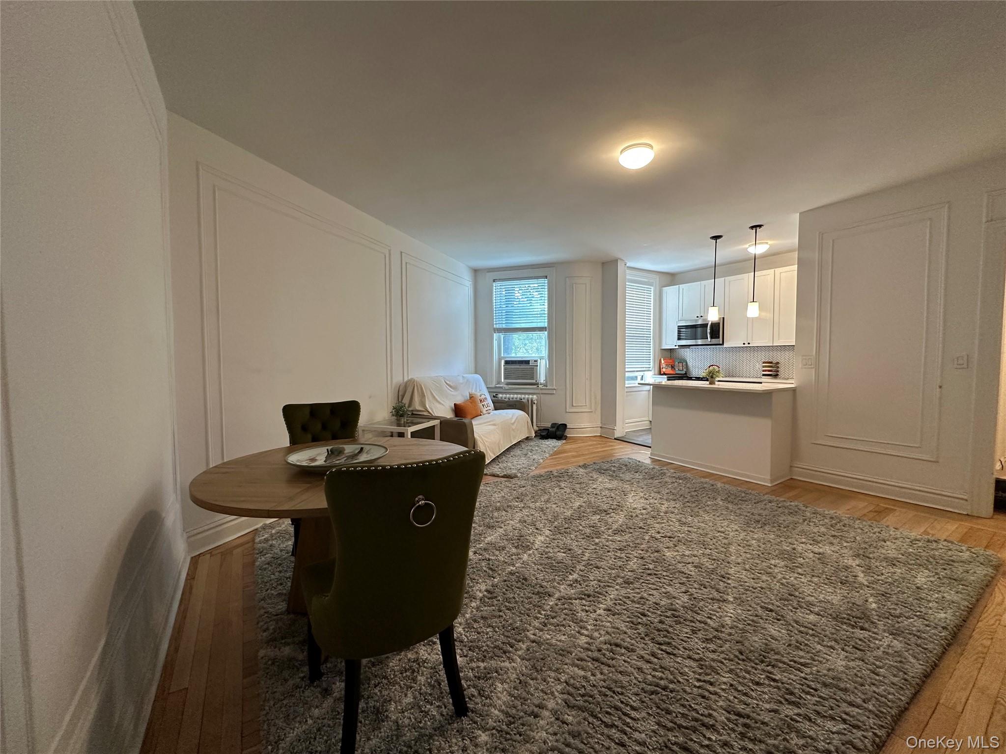 445 Gramatan Avenue, Unit EB1 photo 4
