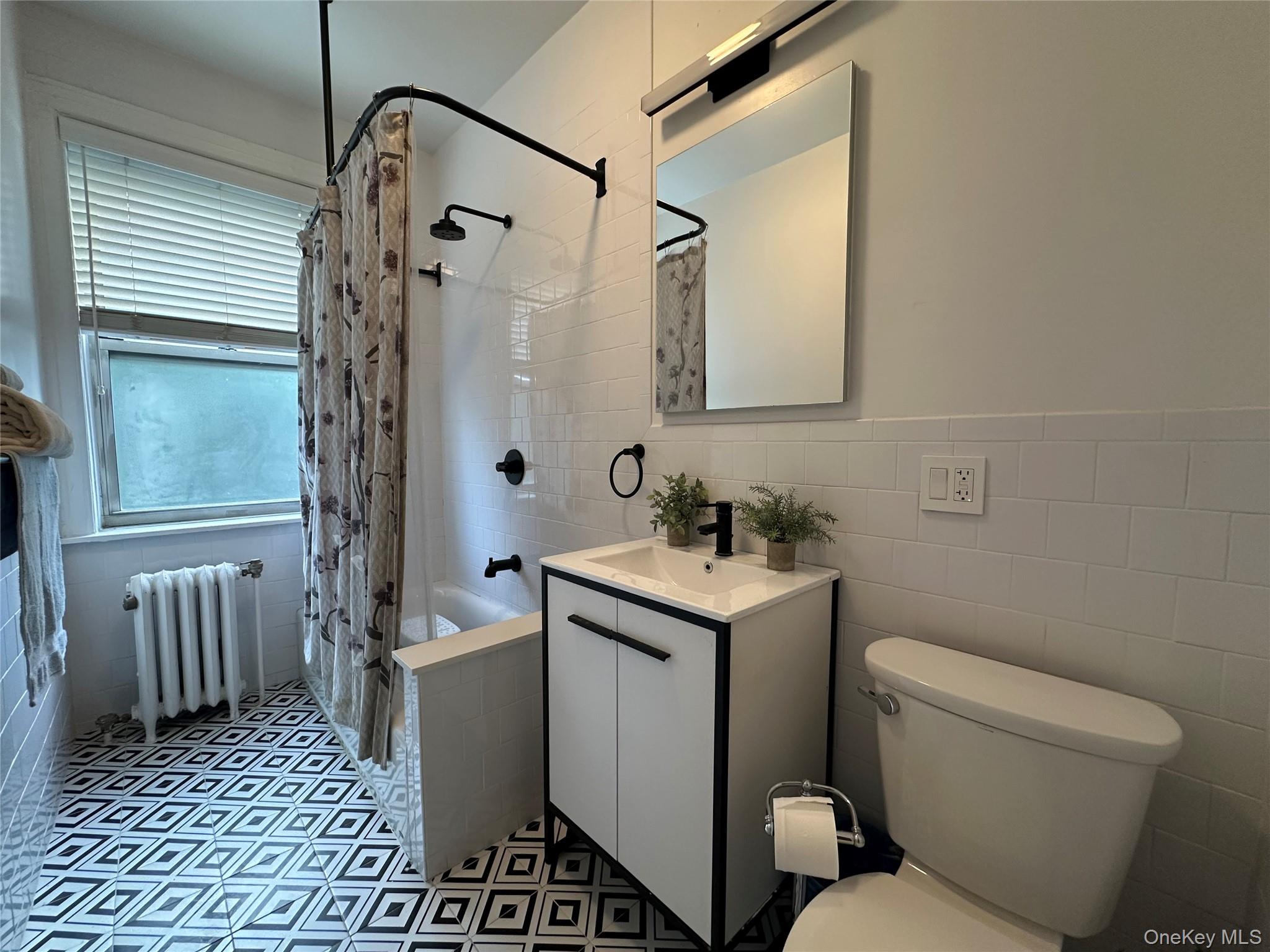 445 Gramatan Avenue, Unit EB1 photo 15